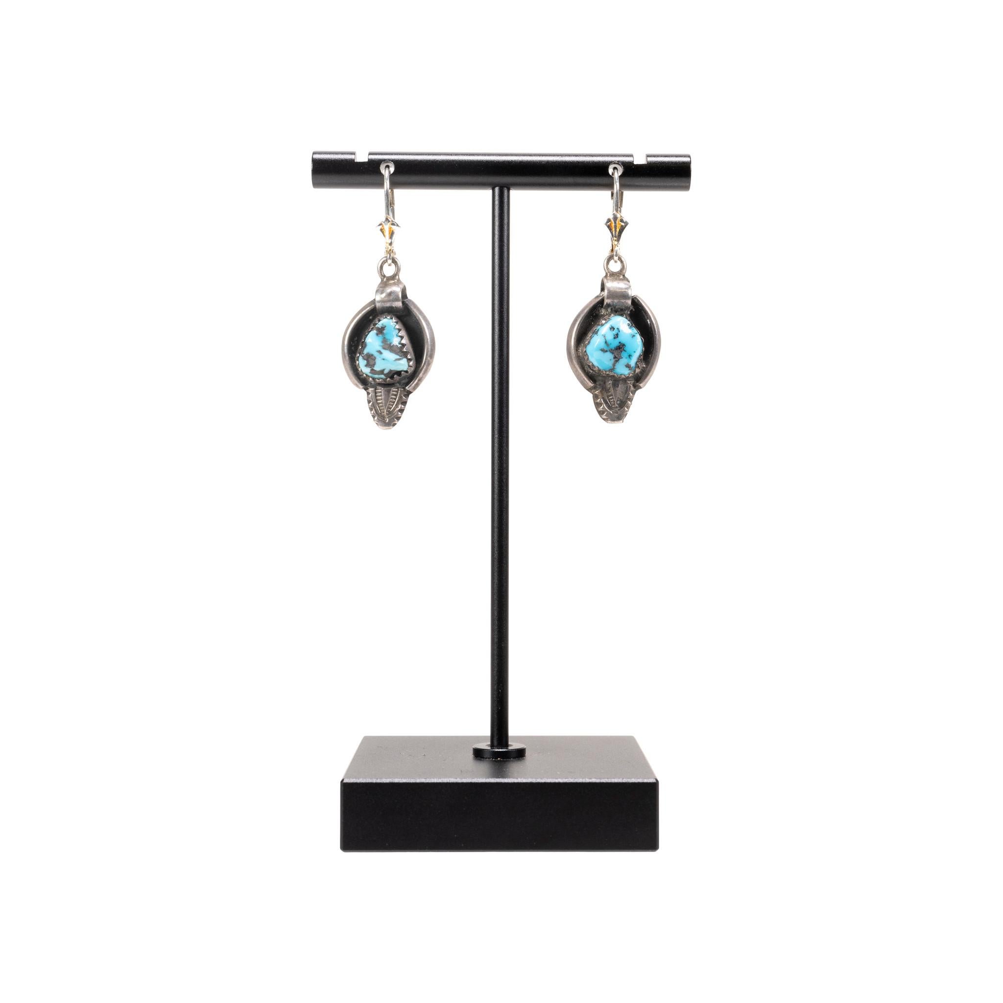 Amérindien Navajo Kingman Collier fleur de requin turquoise en vente