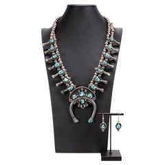 Collar Navajo Kingman Turquesa Flor de Calabaza