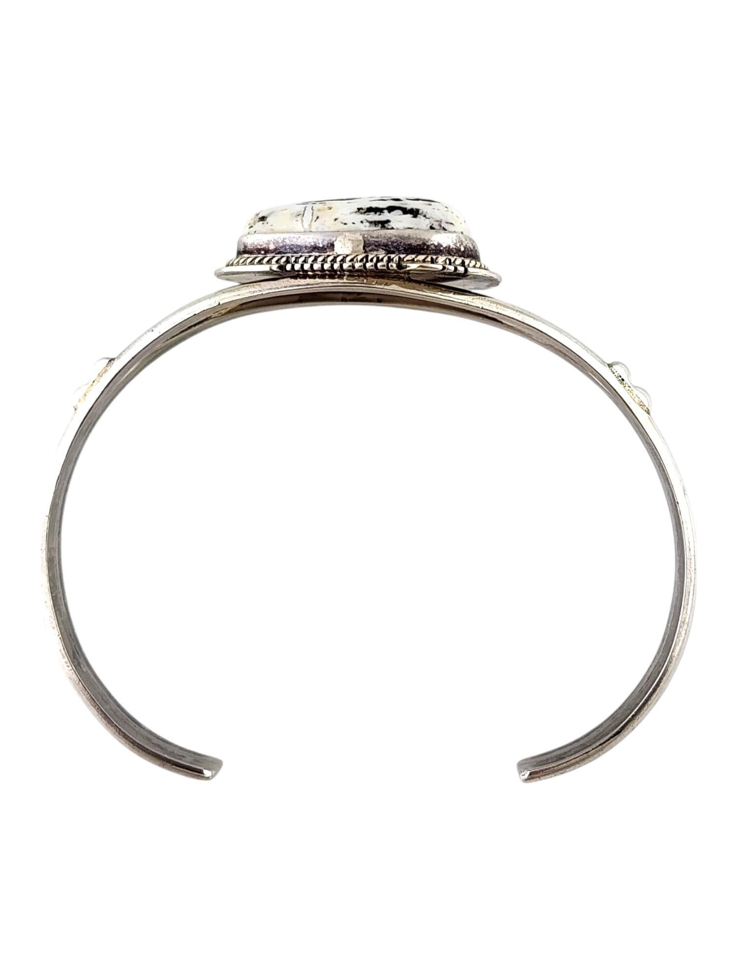 Navajo Larson L. Lee Sterling Silver White Buffalo Turquoise Cuff #20058 In Good Condition In Washington Depot, CT