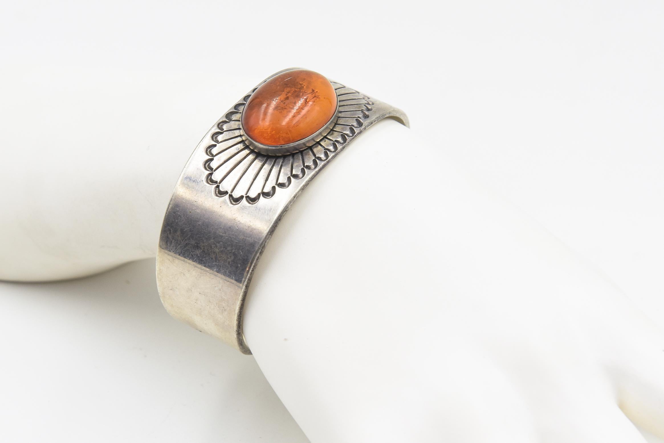 Navajo Native American Amber Sunburst Flower Cuff Bracelet For Sale 6