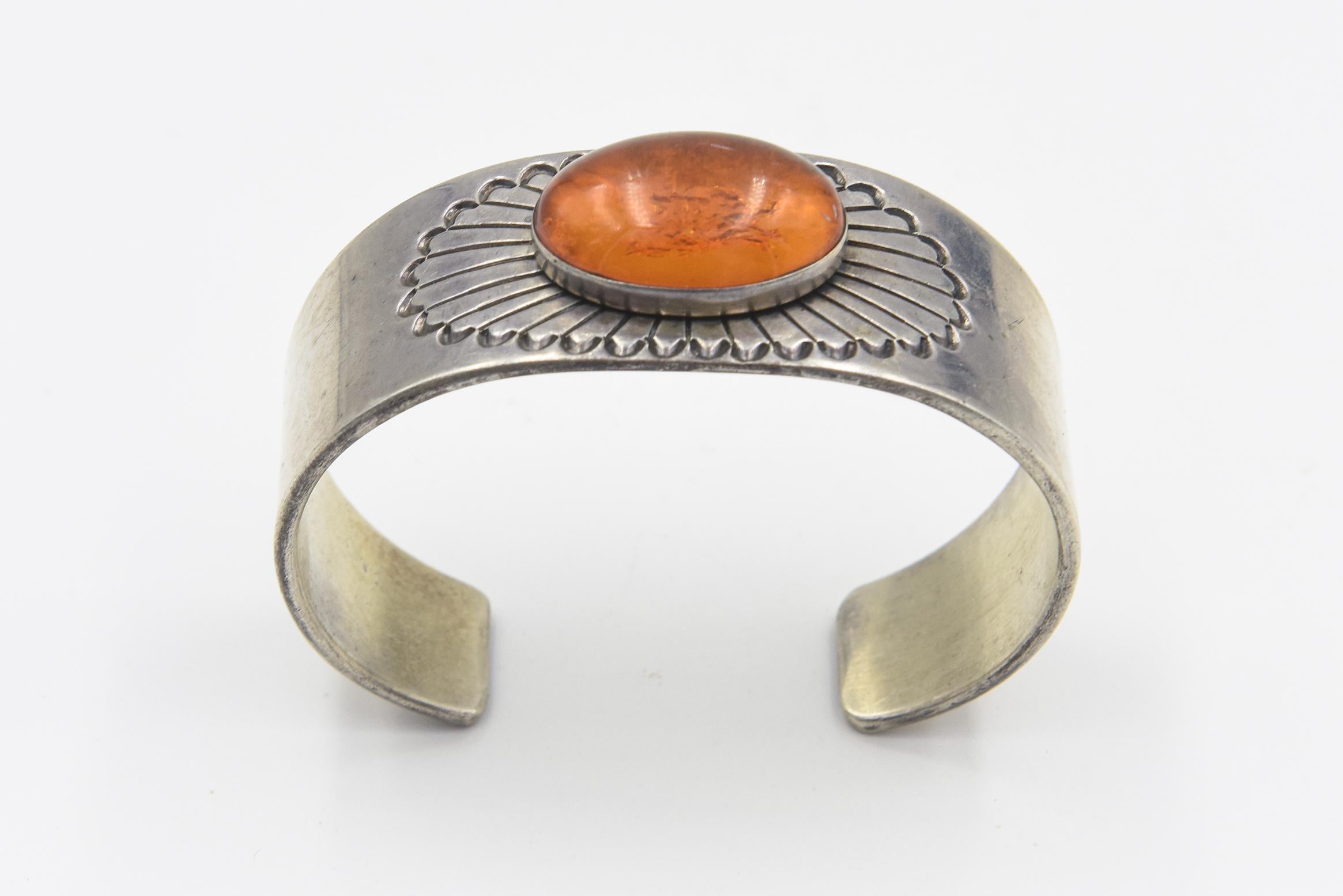 Navajo Native American Amber Sunburst Flower Cuff Bracelet For Sale 2
