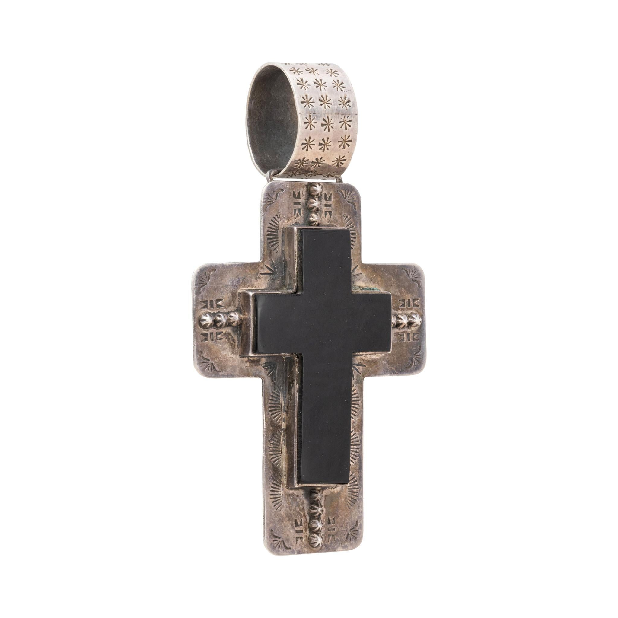 Native American Navajo Onyx and Sterling Silver Cross Pendant For Sale
