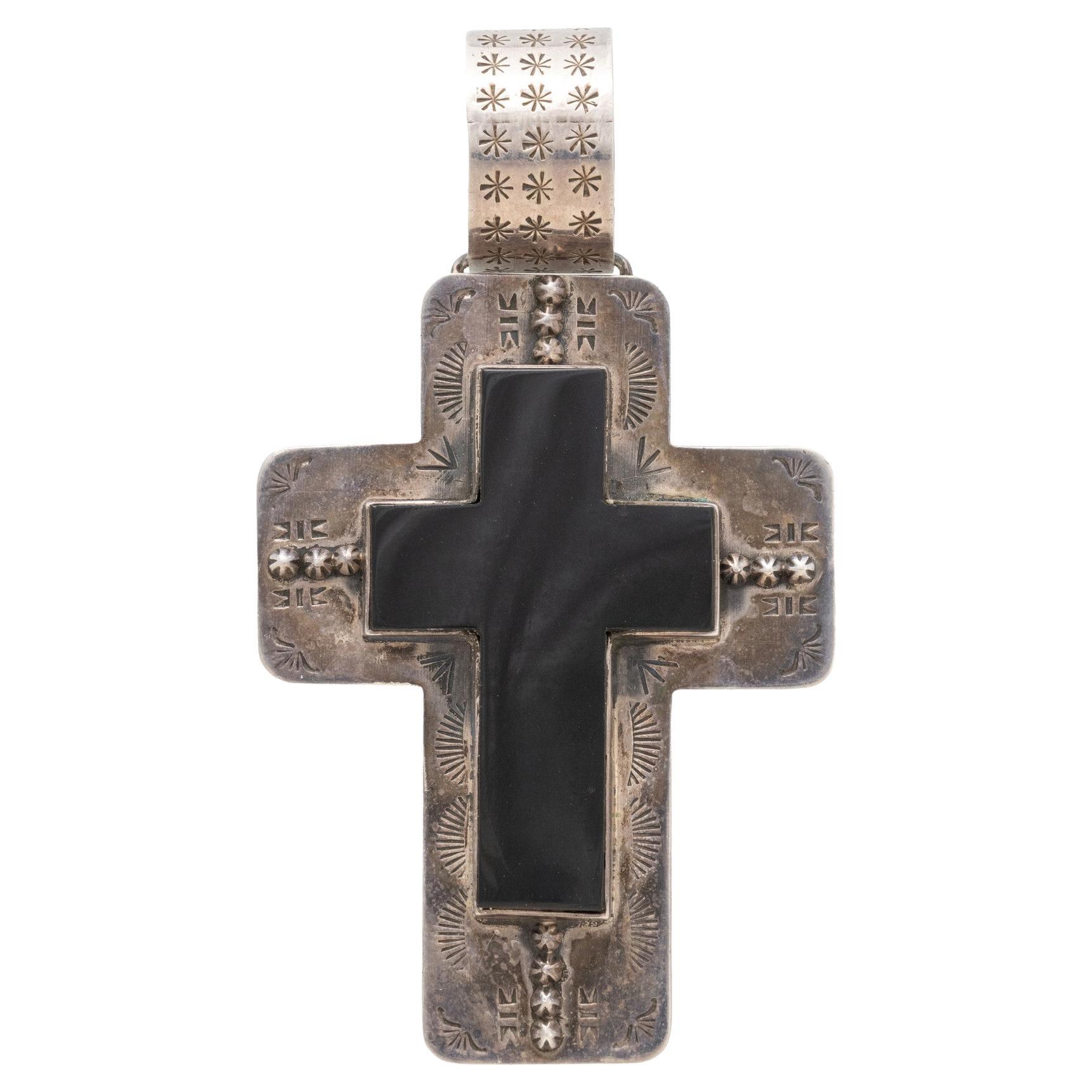 Navajo Onyx and Sterling Silver Cross Pendant For Sale