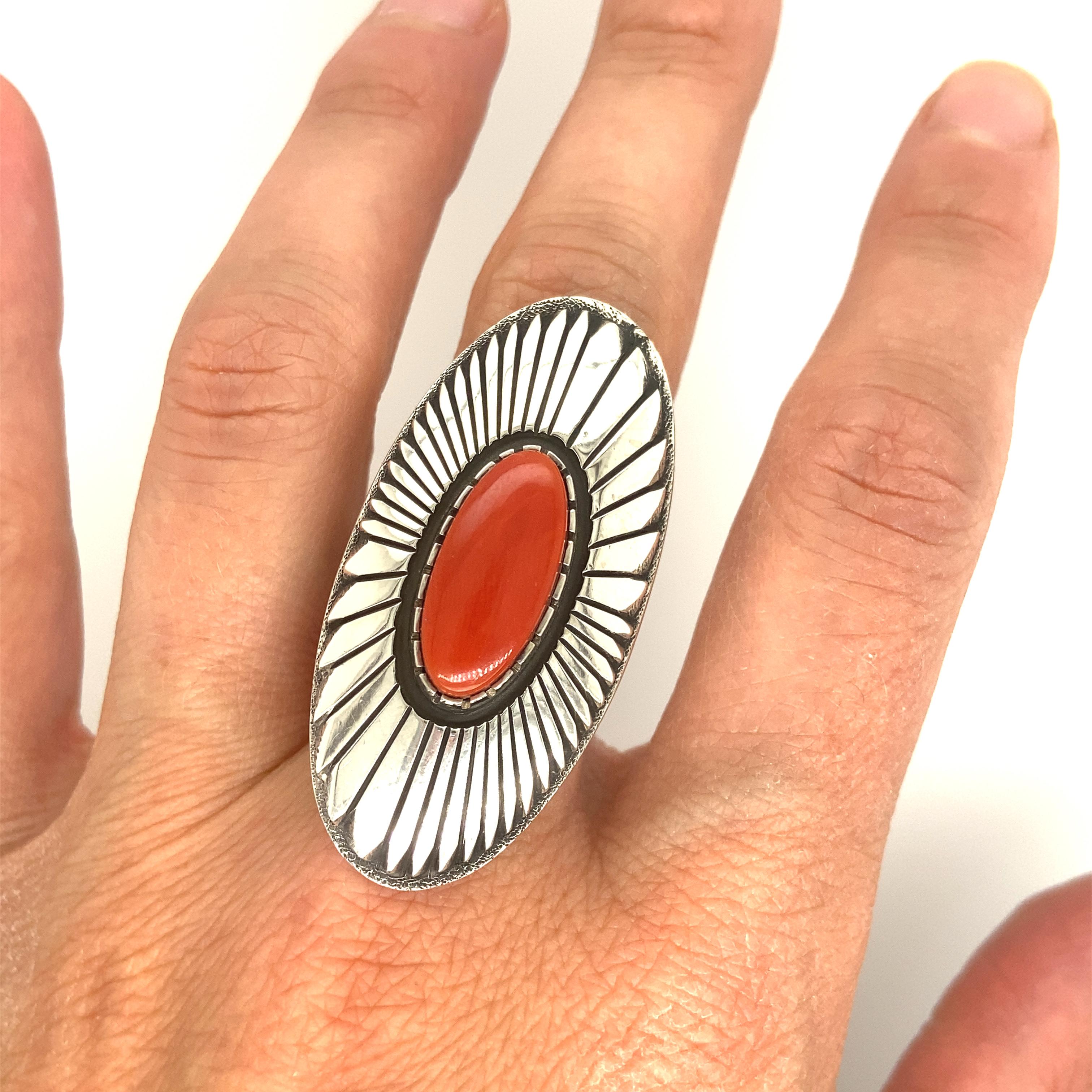 Navajo Oxblood Coral Ring In Good Condition In Towson, MD