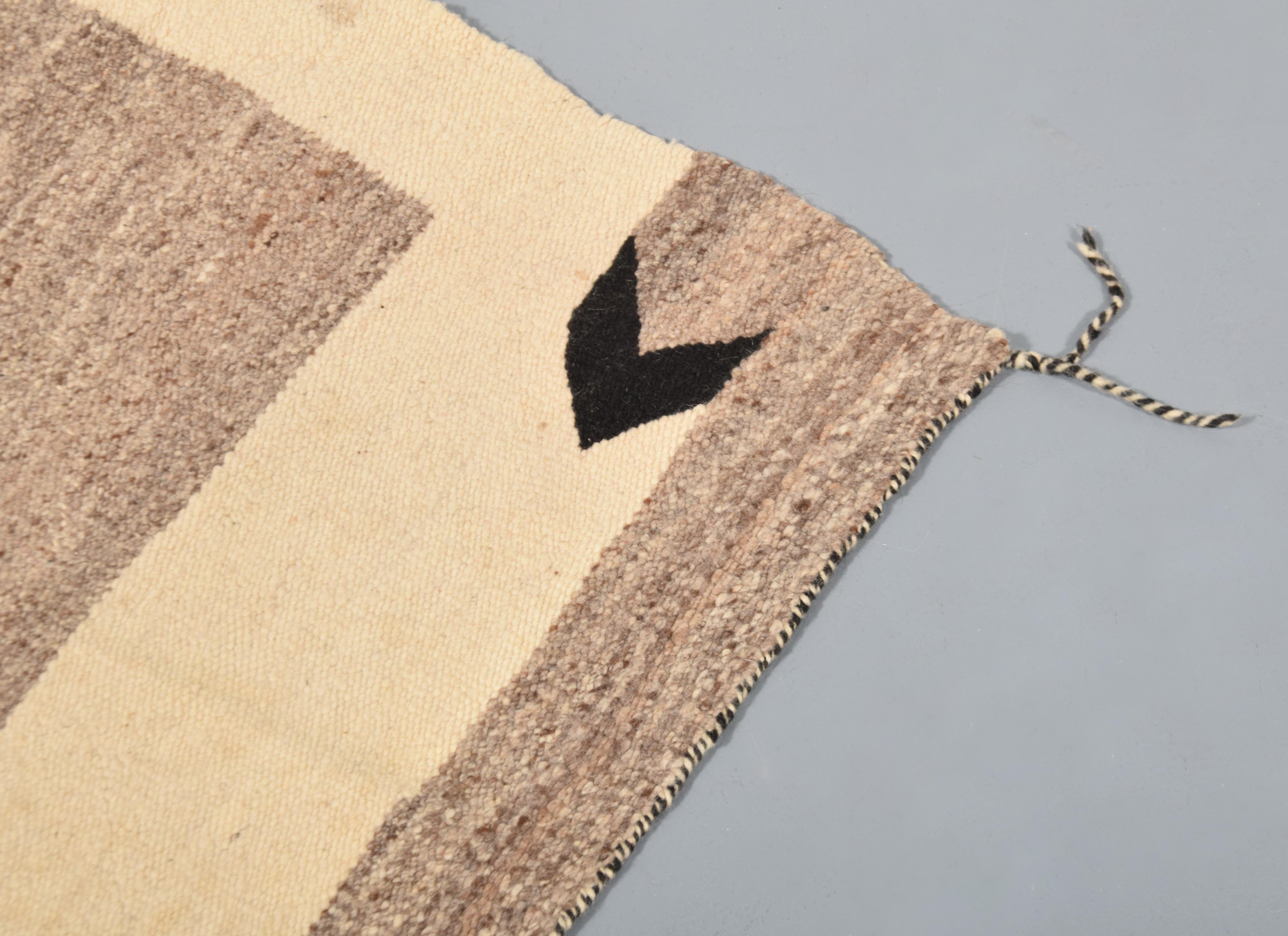 Laine Couverture de selle Navajo, boutique Mezzanine du Metropolitan Museum en vente