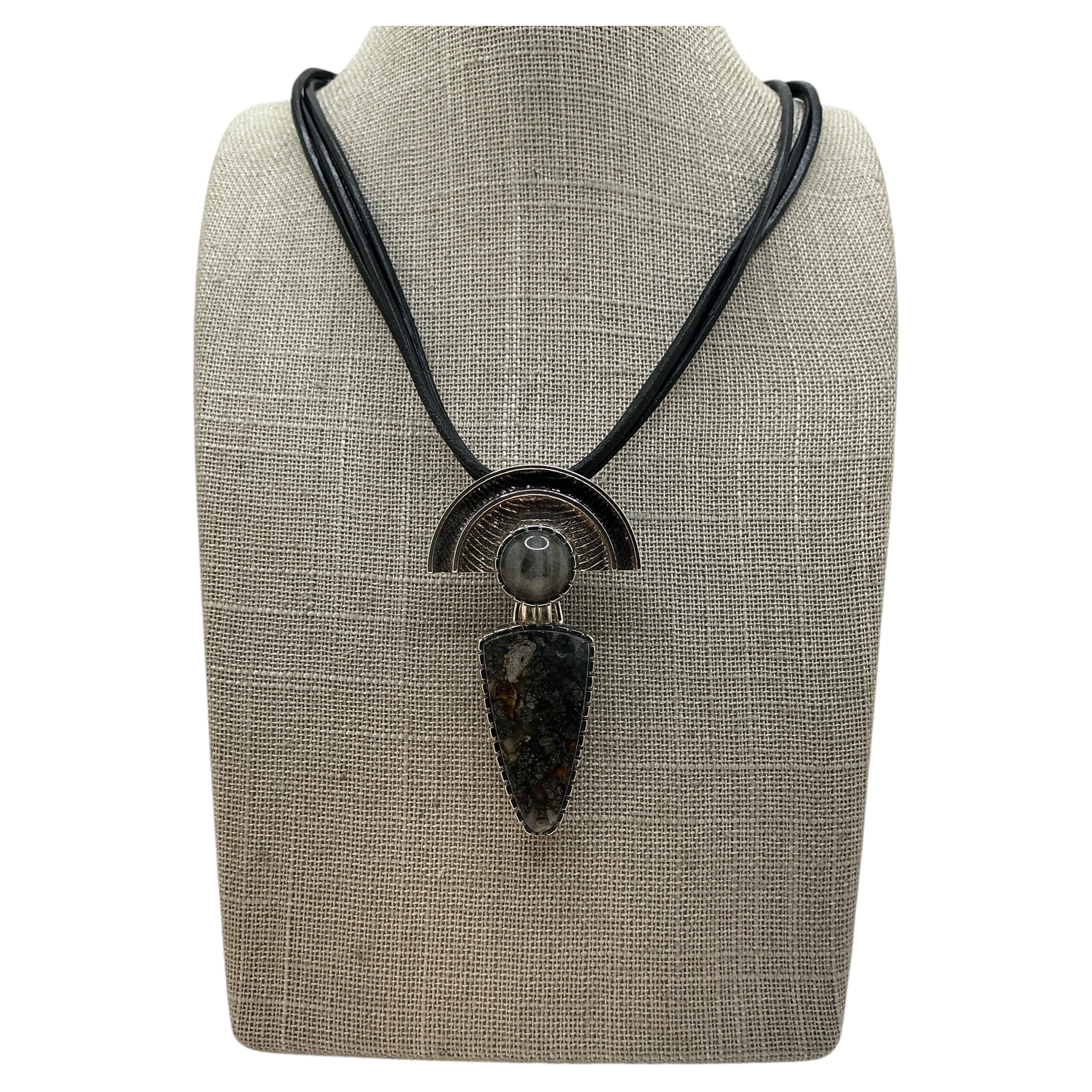 Collar Colgante Espíritu Navajo