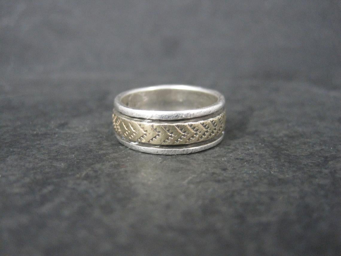 Navajo Sterling 14K Band Ring Size 6.5 Bruce Morgan In Good Condition For Sale In Webster, SD