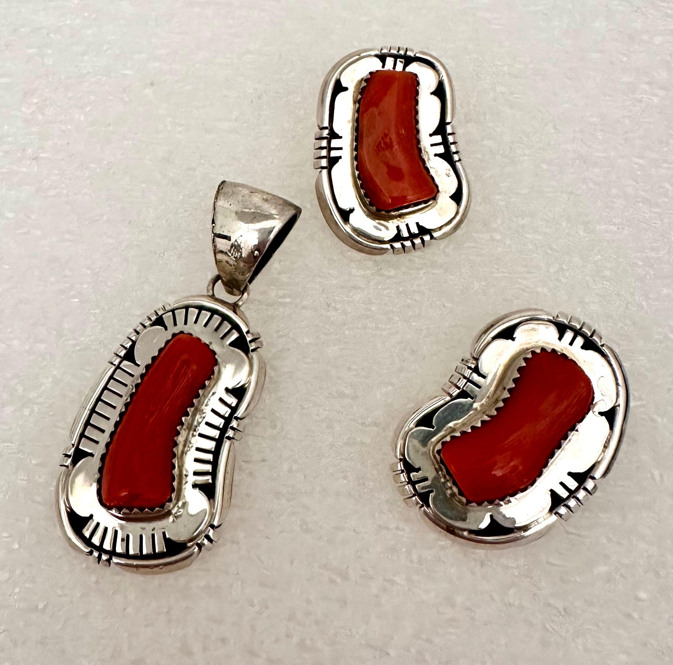Navajo Sterling Silver .925 Coral Earrings & Pendant Set by E. Etsitty For Sale 1
