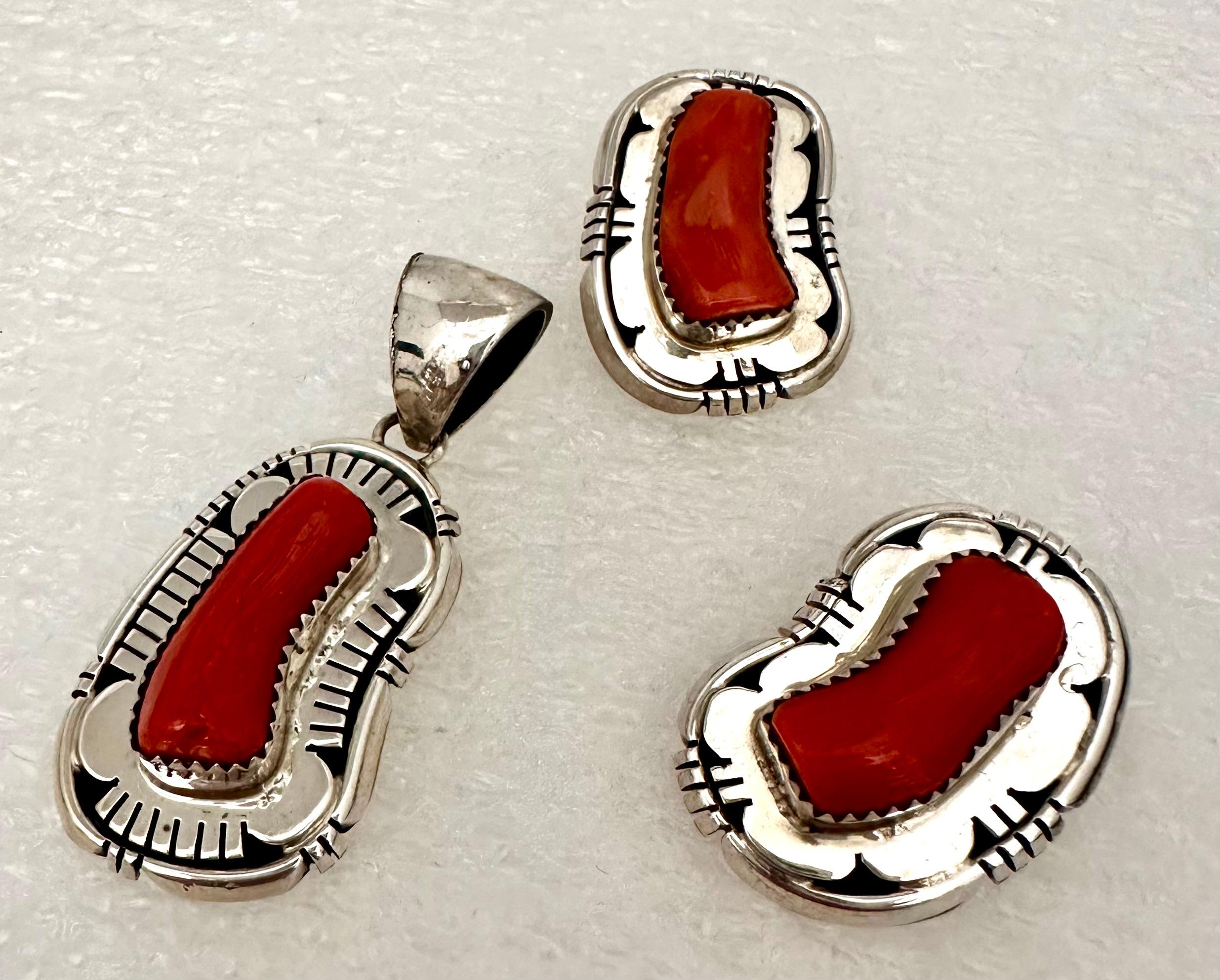 Navajo Sterling Silver .925 Coral Earrings & Pendant Set by E. Etsitty For Sale 3