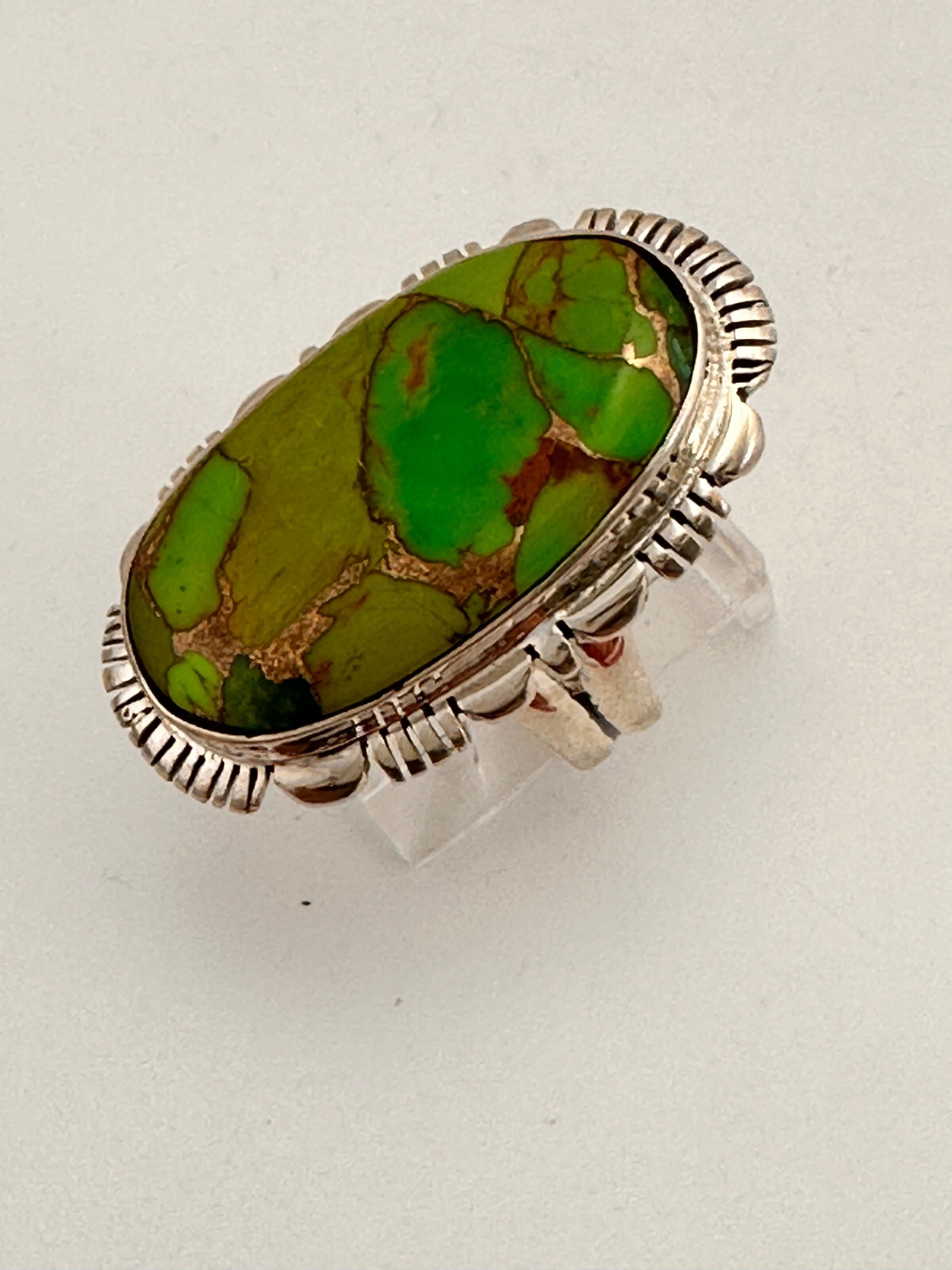 Women's Navajo Sterling Silver .925 Green Turquiose 20mm x 33mm Oval Ring Size 10