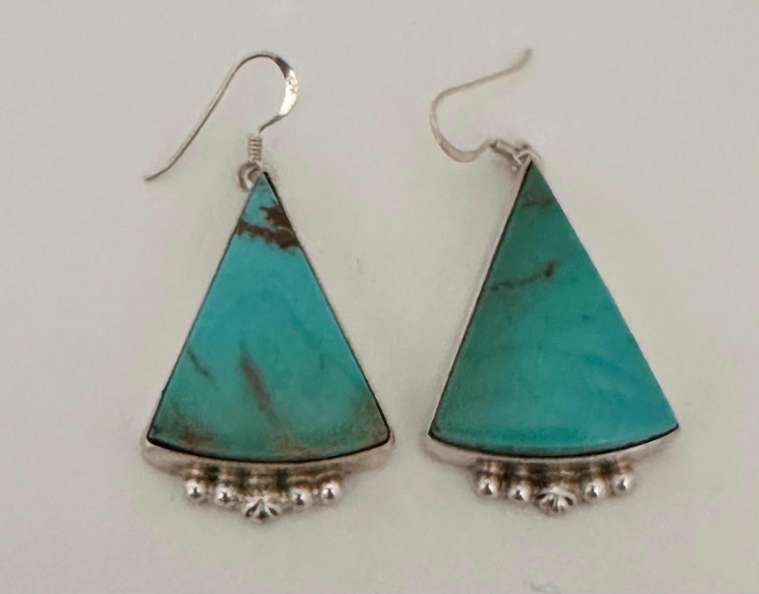 Artisan Boucles d'oreilles triangulaires Navajo en argent sterling .925 Turquoise Kingman 1