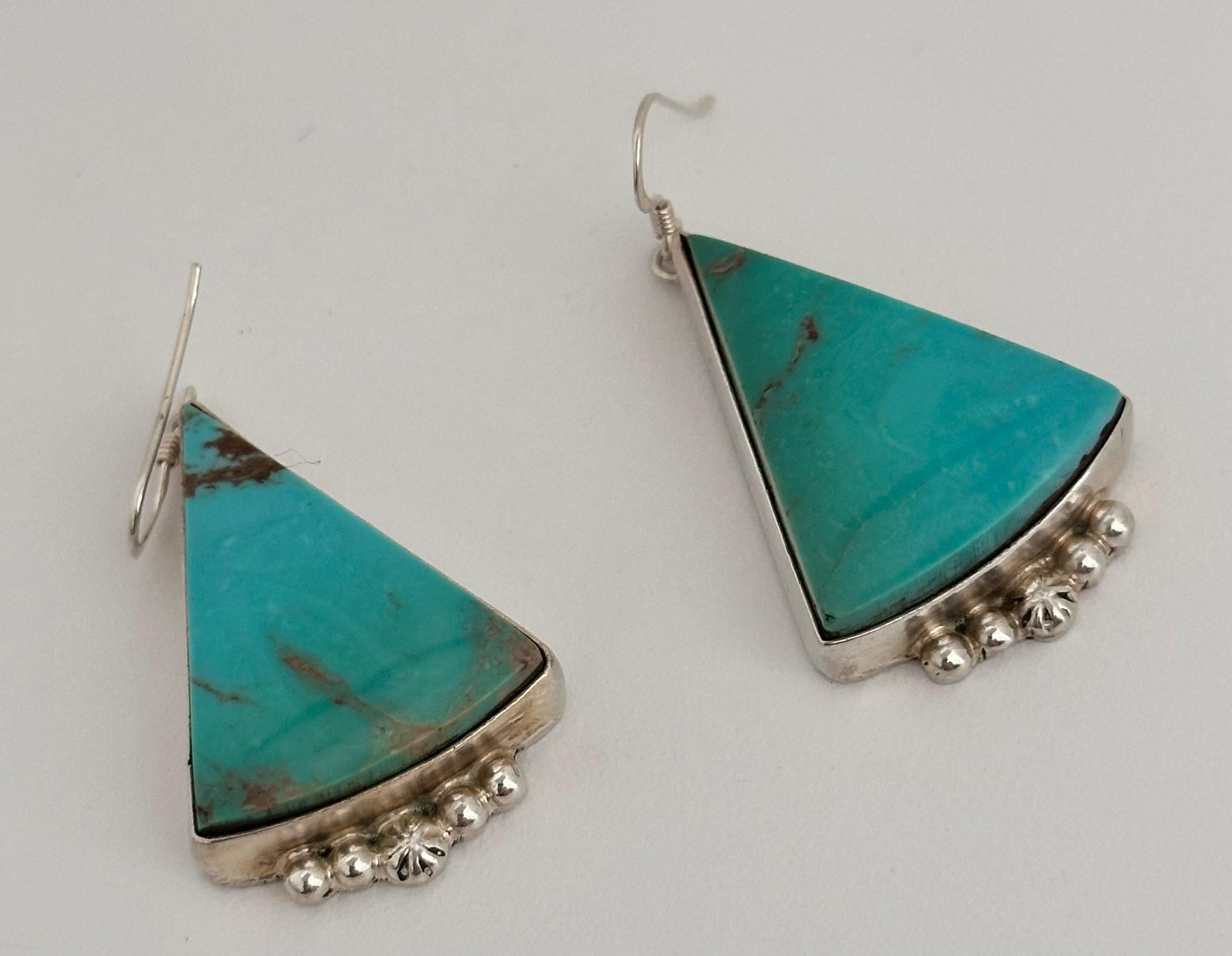 Boucles d'oreilles triangulaires Navajo en argent sterling .925 Turquoise Kingman 1