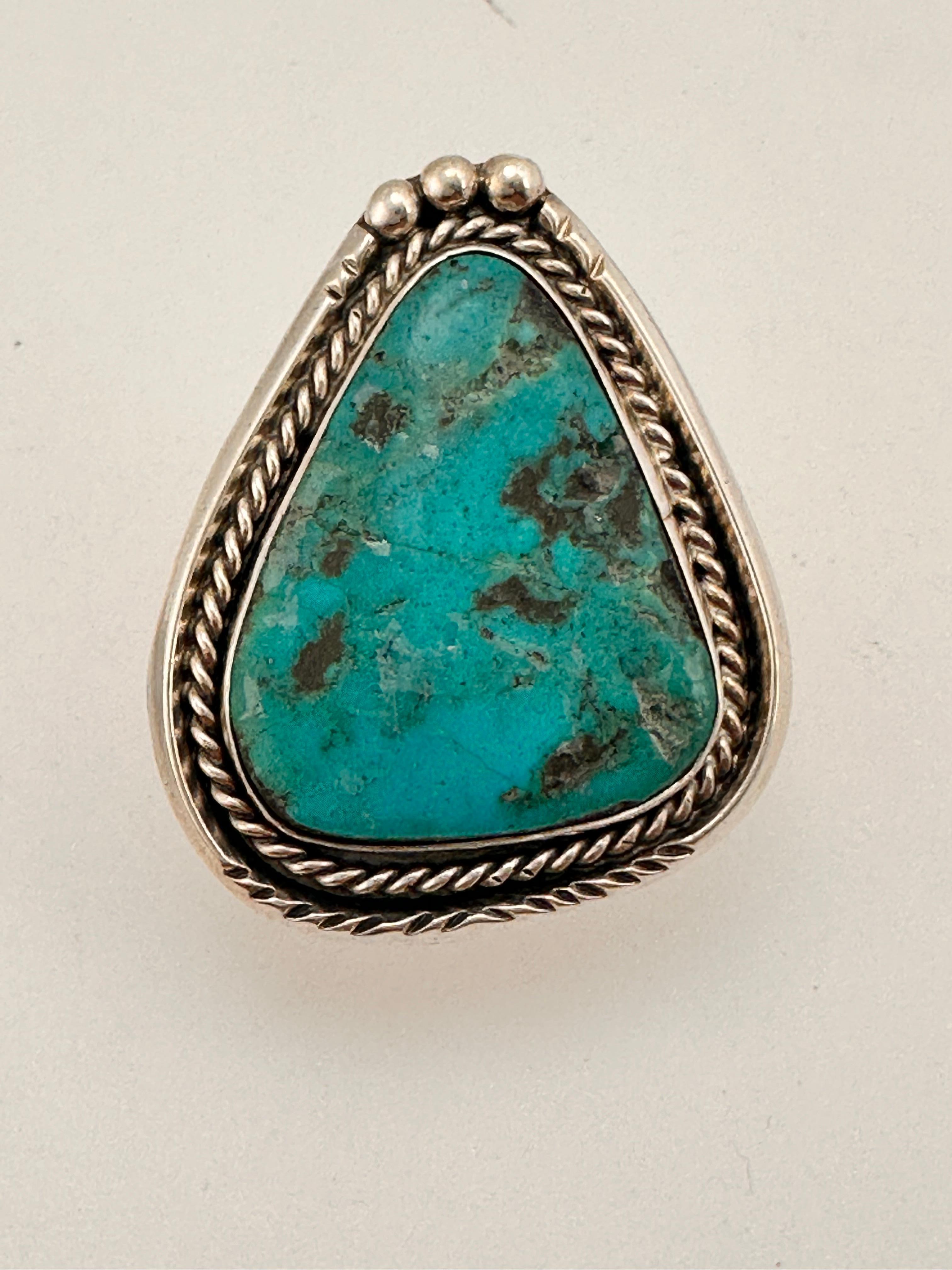 Navajo Sterling Silver .925 Kingman Turquoise 32mm x 42mm Triangular Ring Size 7 1