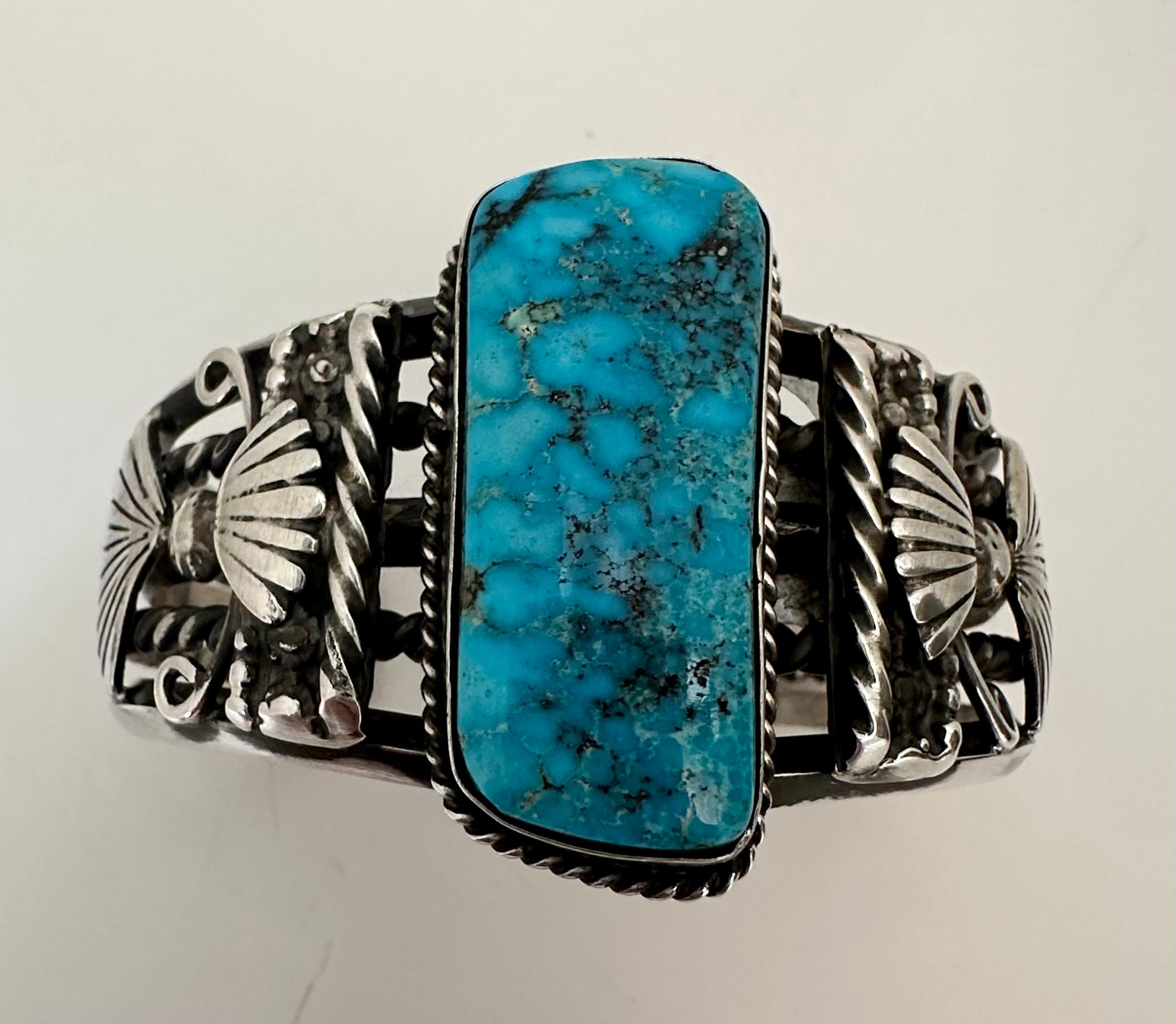 Navajo ~ Bracelet manchette « Kingman Turquoise » en argent sterling .925 par Lorenzo James en vente 3