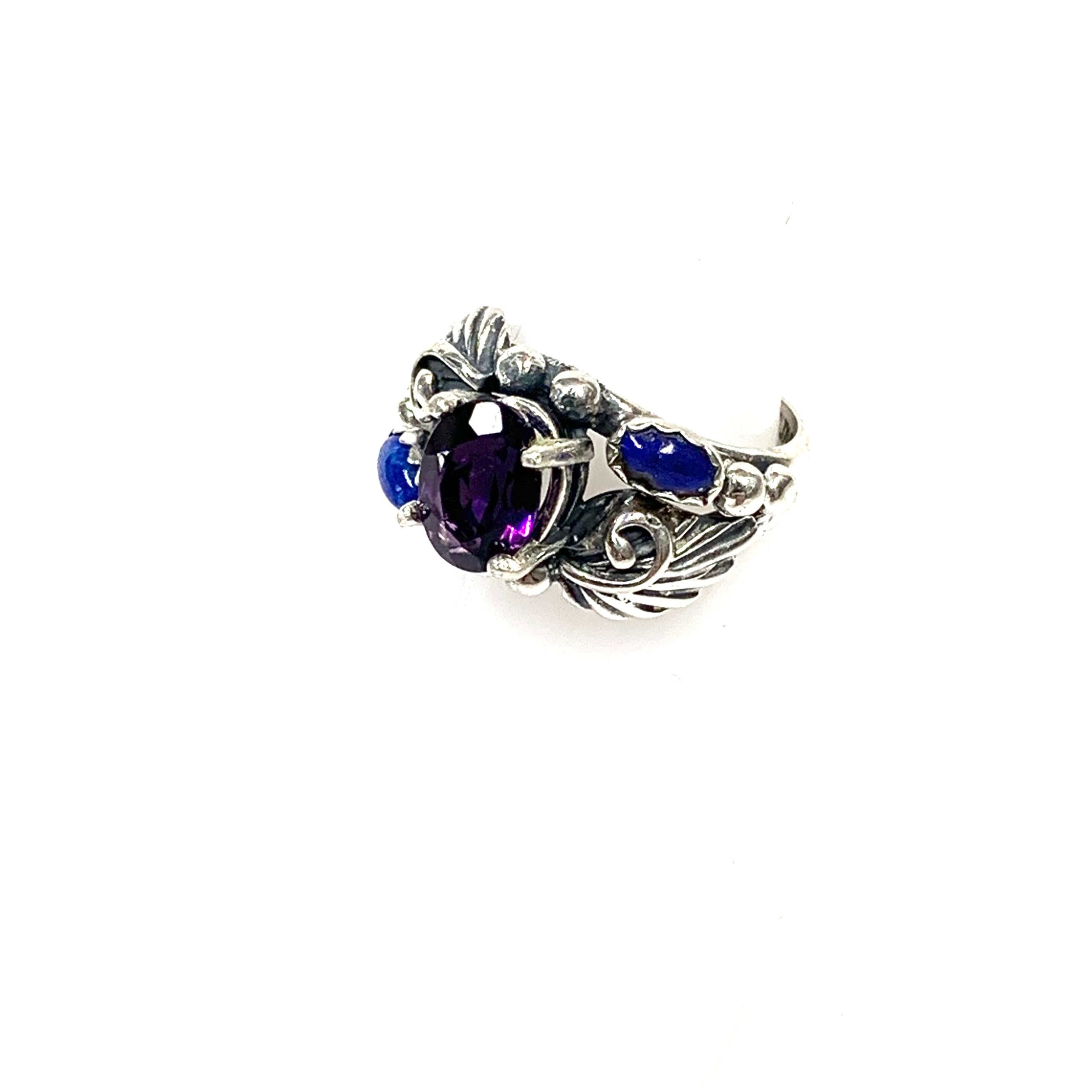 Oval Cut Navajo Sterling Silver Lapis Lazuli, Amethyst Ring 4.4 Gr. CCRS27