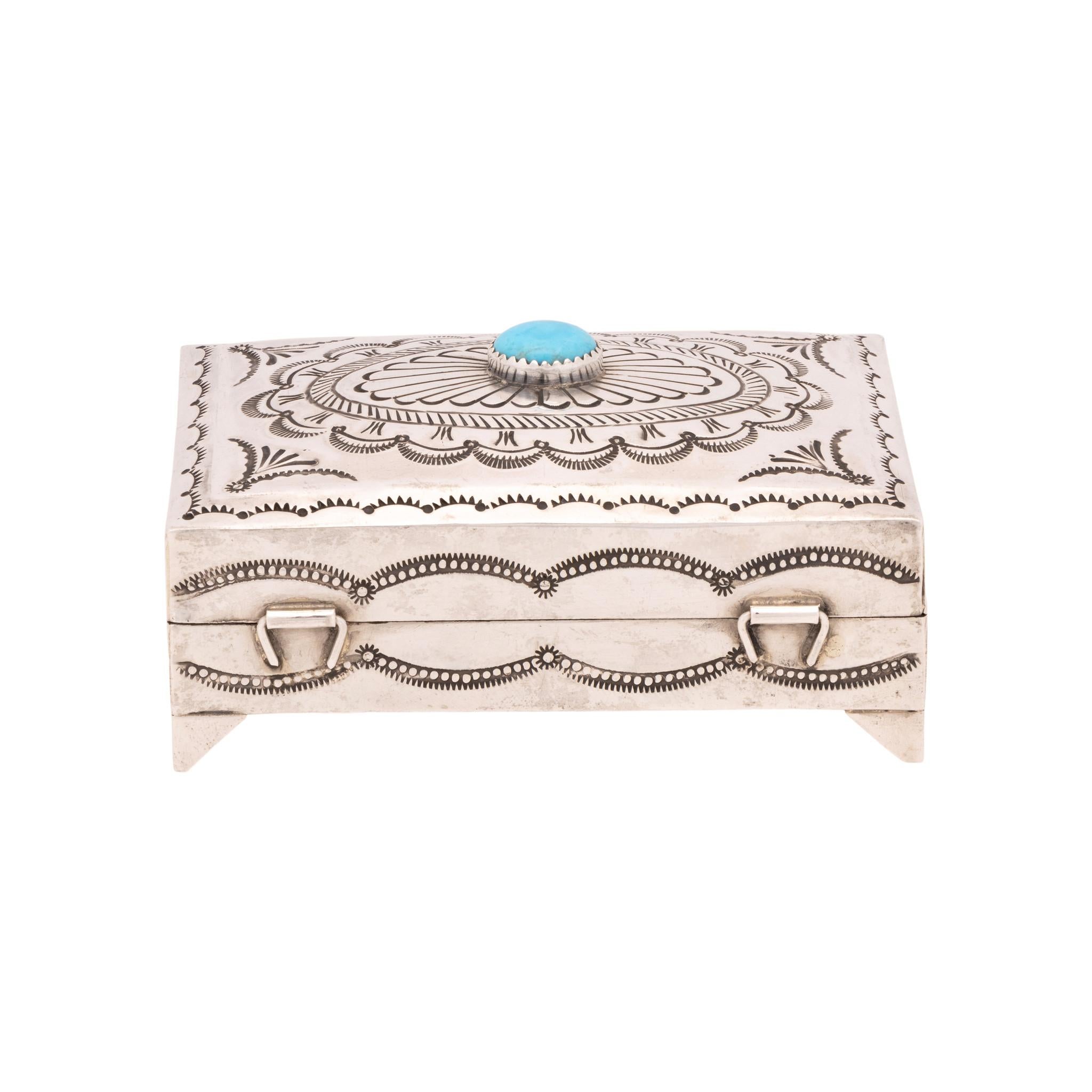 Boîte à bijoux Navajo en argent sterling avec turquoise Bon état - En vente à Coeur d Alene, ID