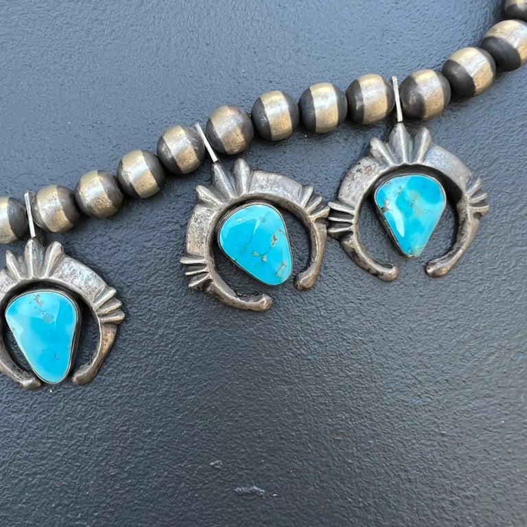 IT Annie Smith Navajo Handmade Squash Blossom Turquoise Necklace main image 0