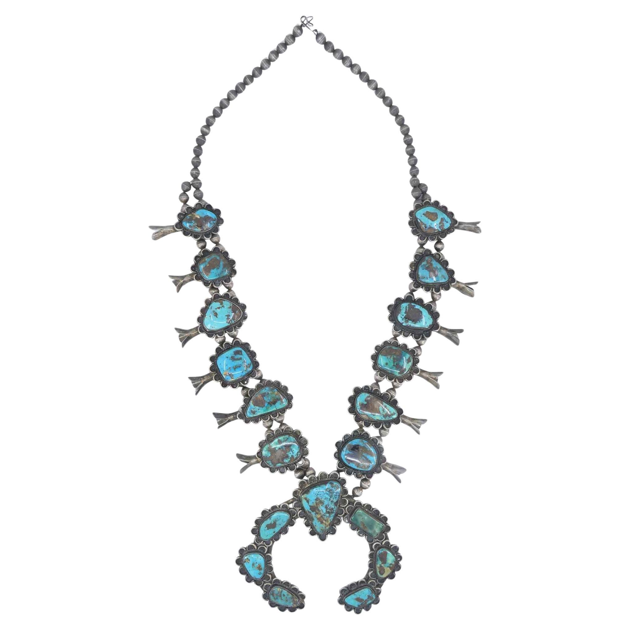 Navajo Sterling Silver Turquoise Squash Blossom Necklace en vente