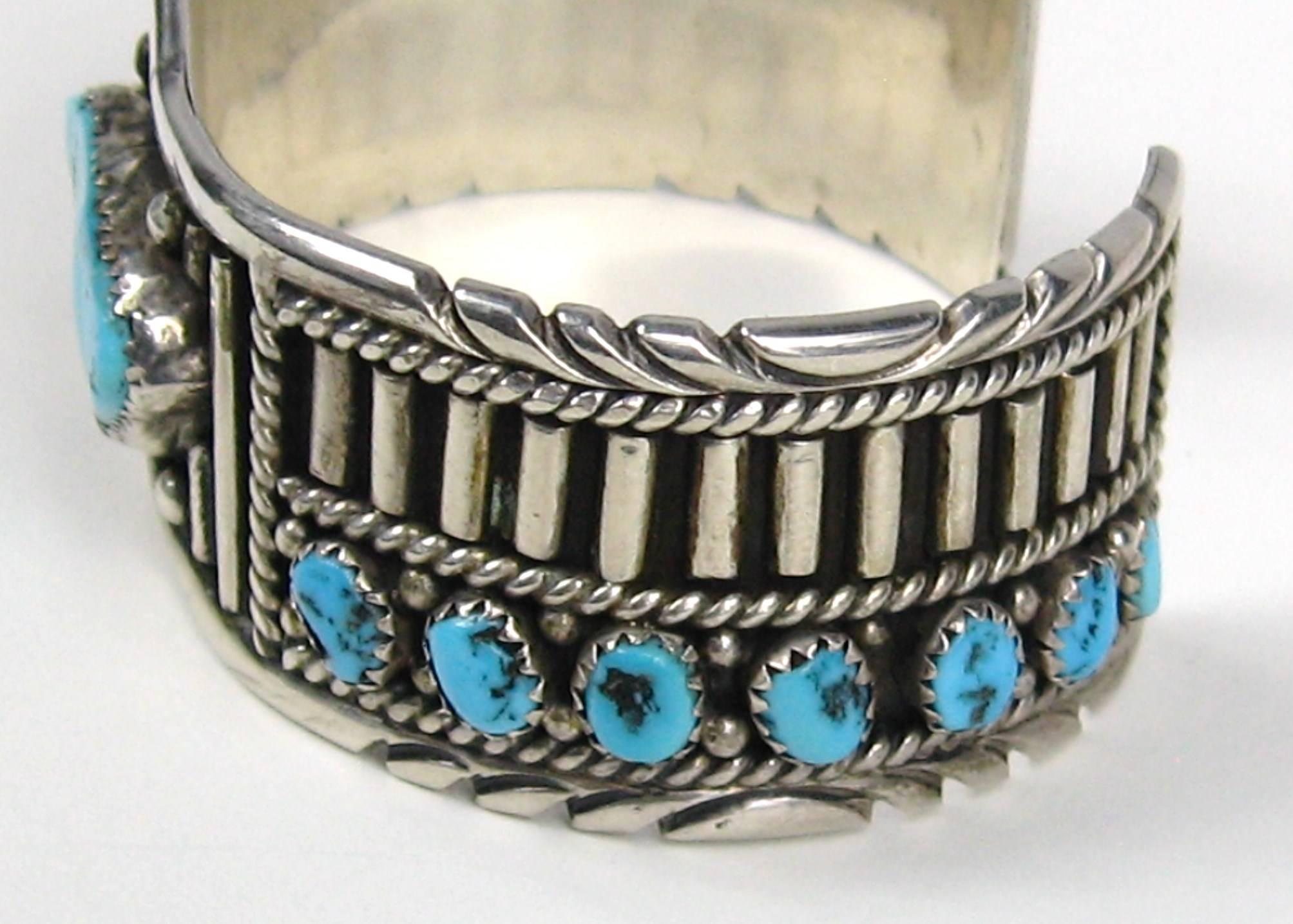 Bracelet manchette Navajo en argent sterling et argent sterling avec turquoise et corail représentant une image de miroir Excellent état - En vente à Wallkill, NY