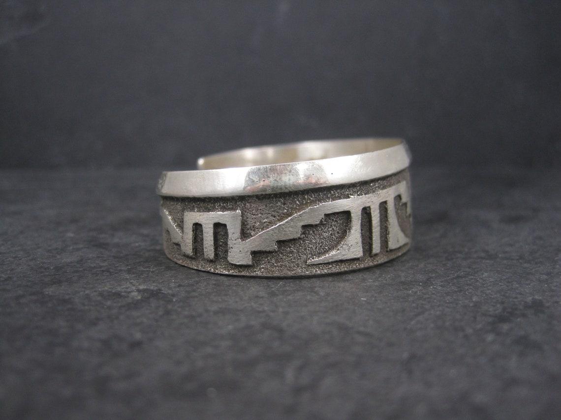 Women's or Men's Navajo Sterling Tufa Cuff Bracelet 6.25 Inches Anthony Bowman For Sale