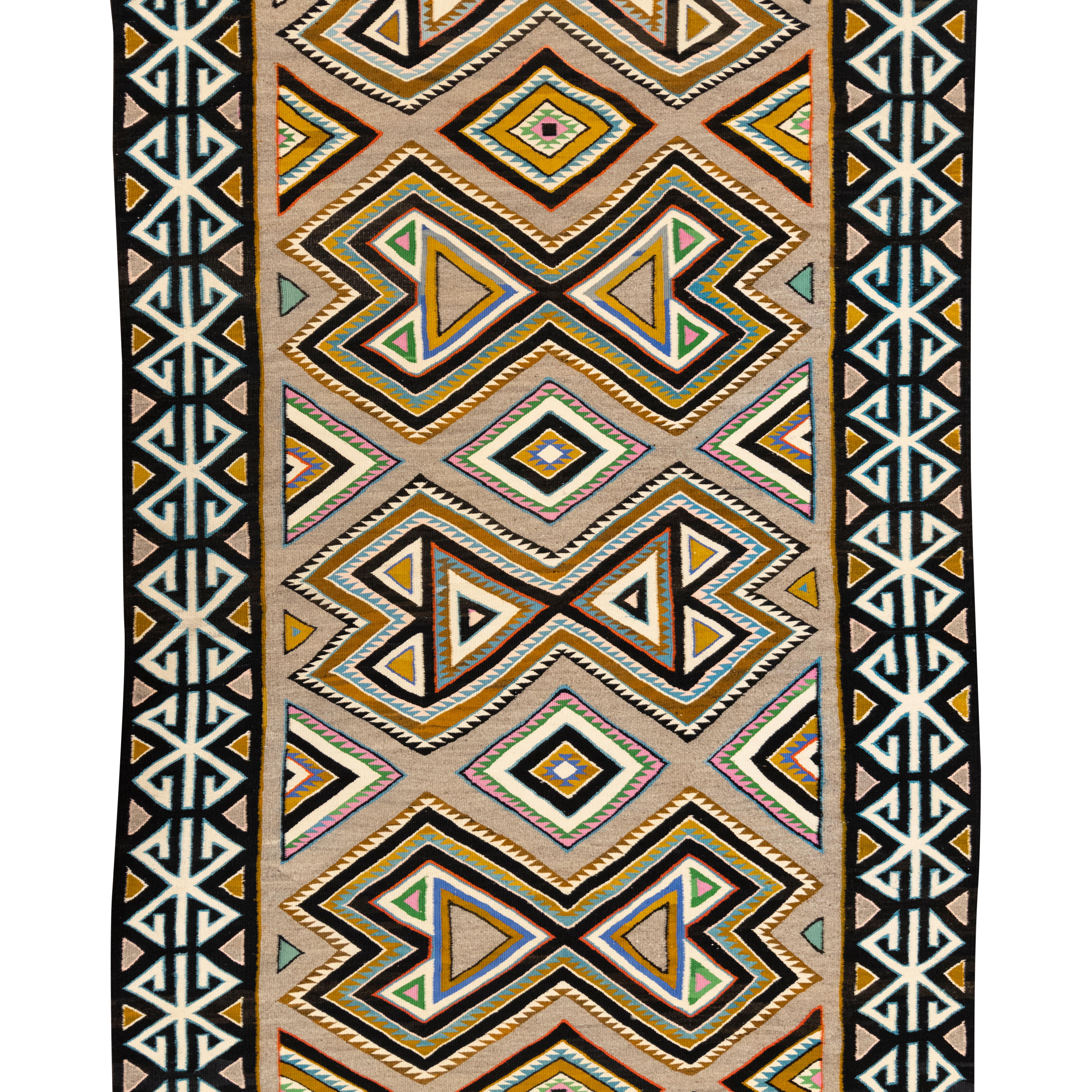 Navajo Teec Nos Pos Area Weaving „Läufer“ (Indigene Kunst (Nord-/Südamerika)) im Angebot