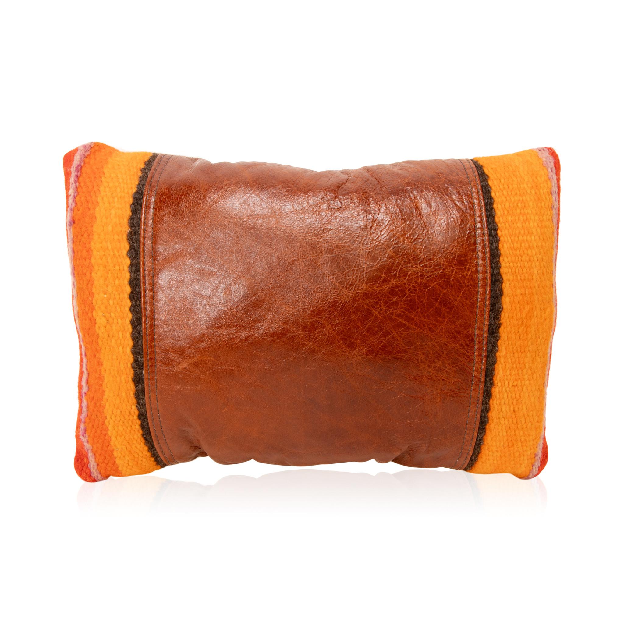 Tissé à la main Oreiller en forme de rein Navajo Transitional Weaving en vente