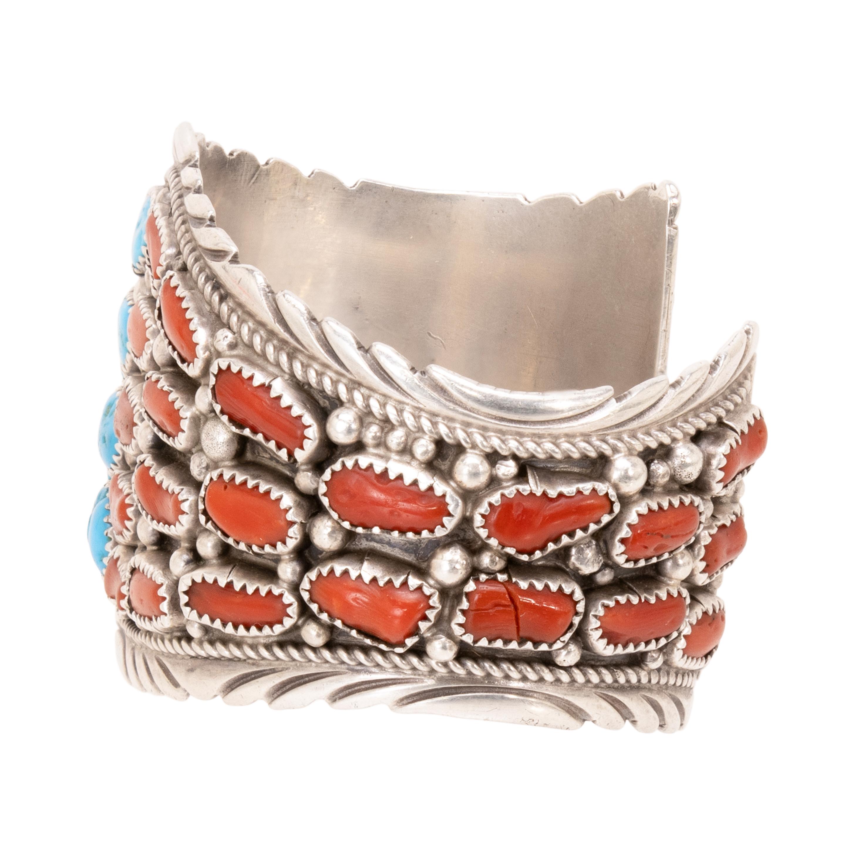 Taille vieille mine Bracelet Navajo turquoise et corail en vente