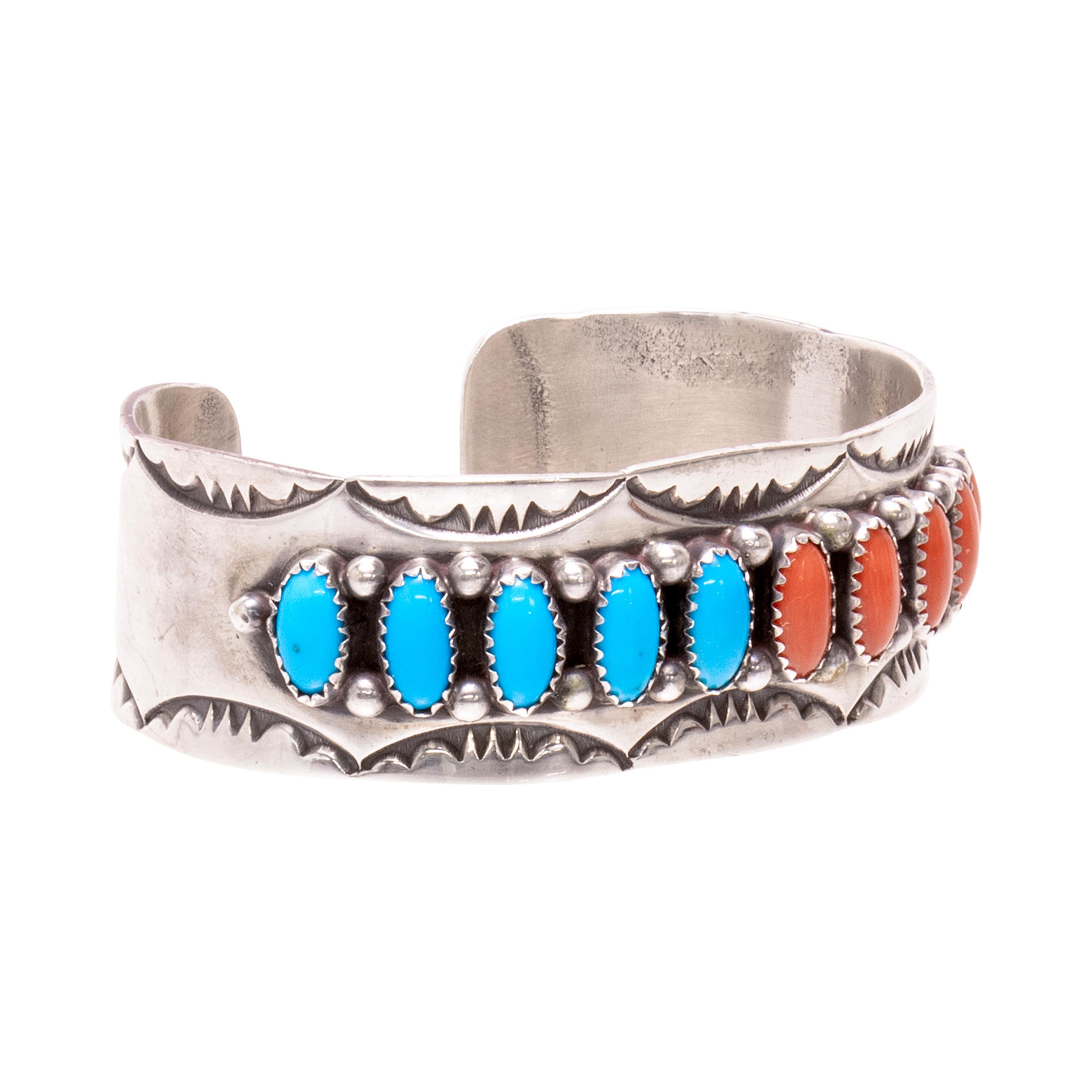Bracciale Navajo in turchese e corallo In condizioni buone in vendita a Coeur d Alene, ID