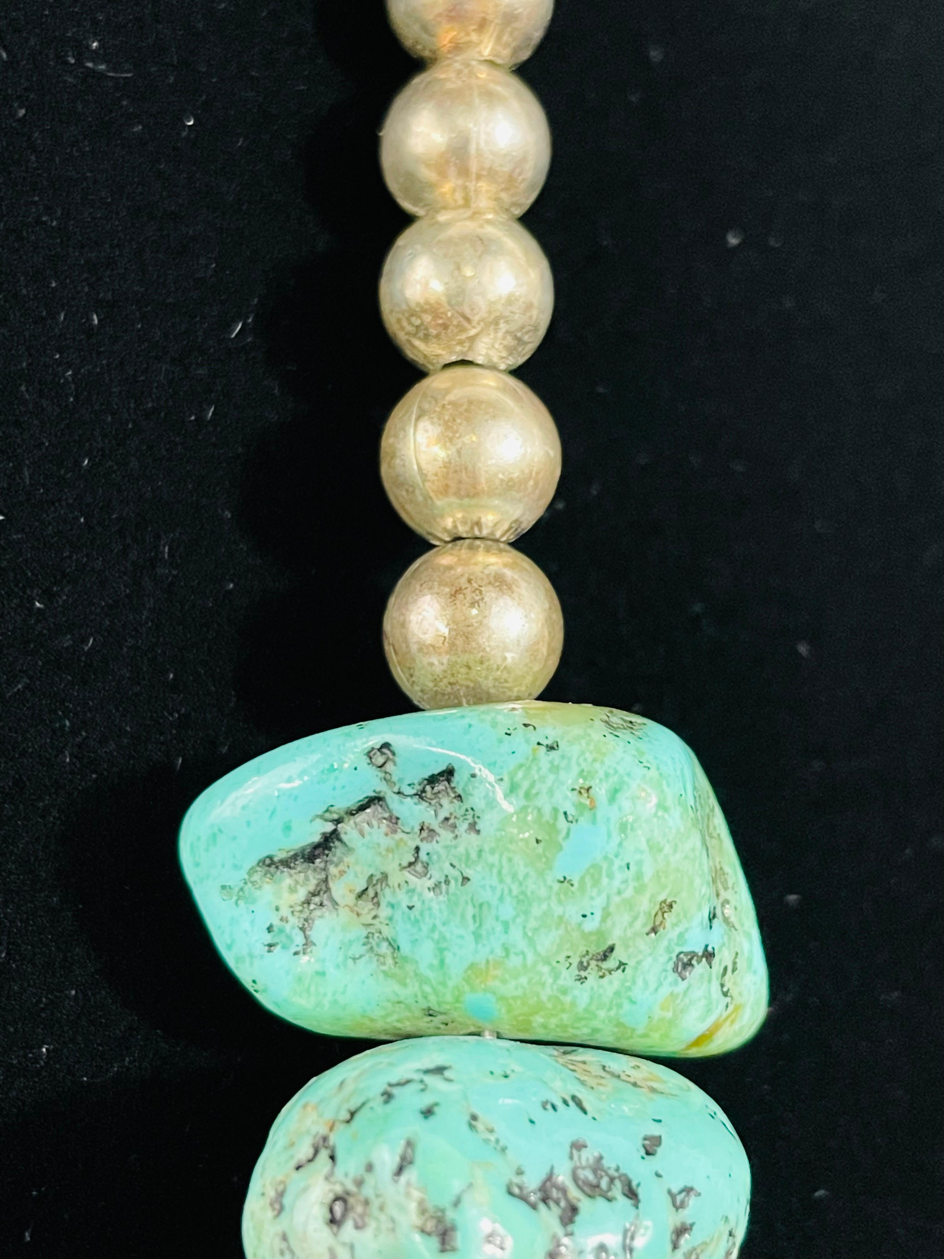 Navajo-Halskette aus Türkis und Perlen mit Kreuz-Anhängern aus Sterlingsilber im Angebot 6