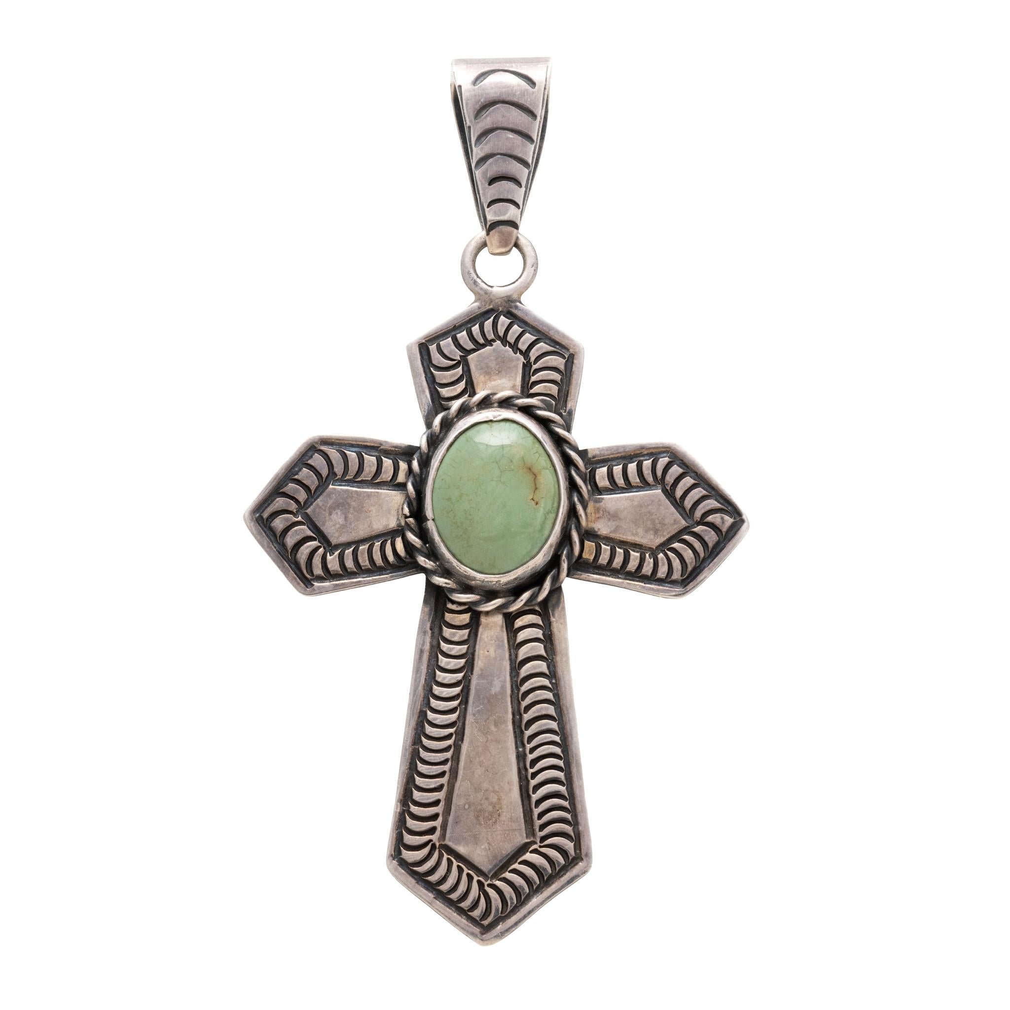 Taille ovale Pendentif croix Navajo en argent sterling et turquoise en vente