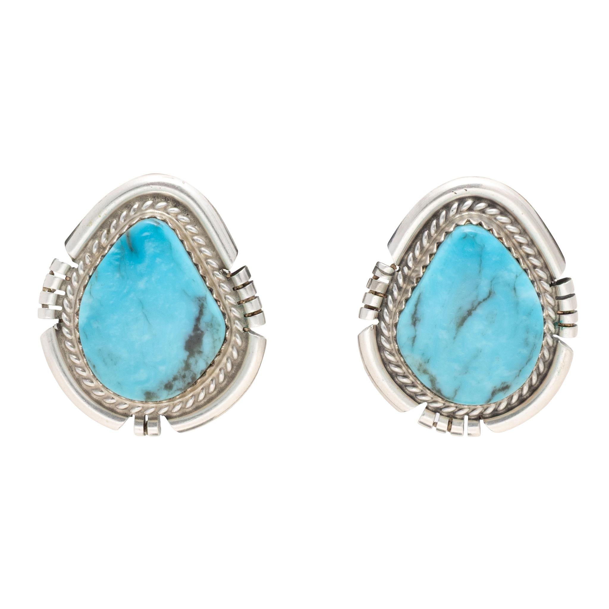 Nativo americano Navajo Turquoise and Sterling Silver Stud Earrings in vendita