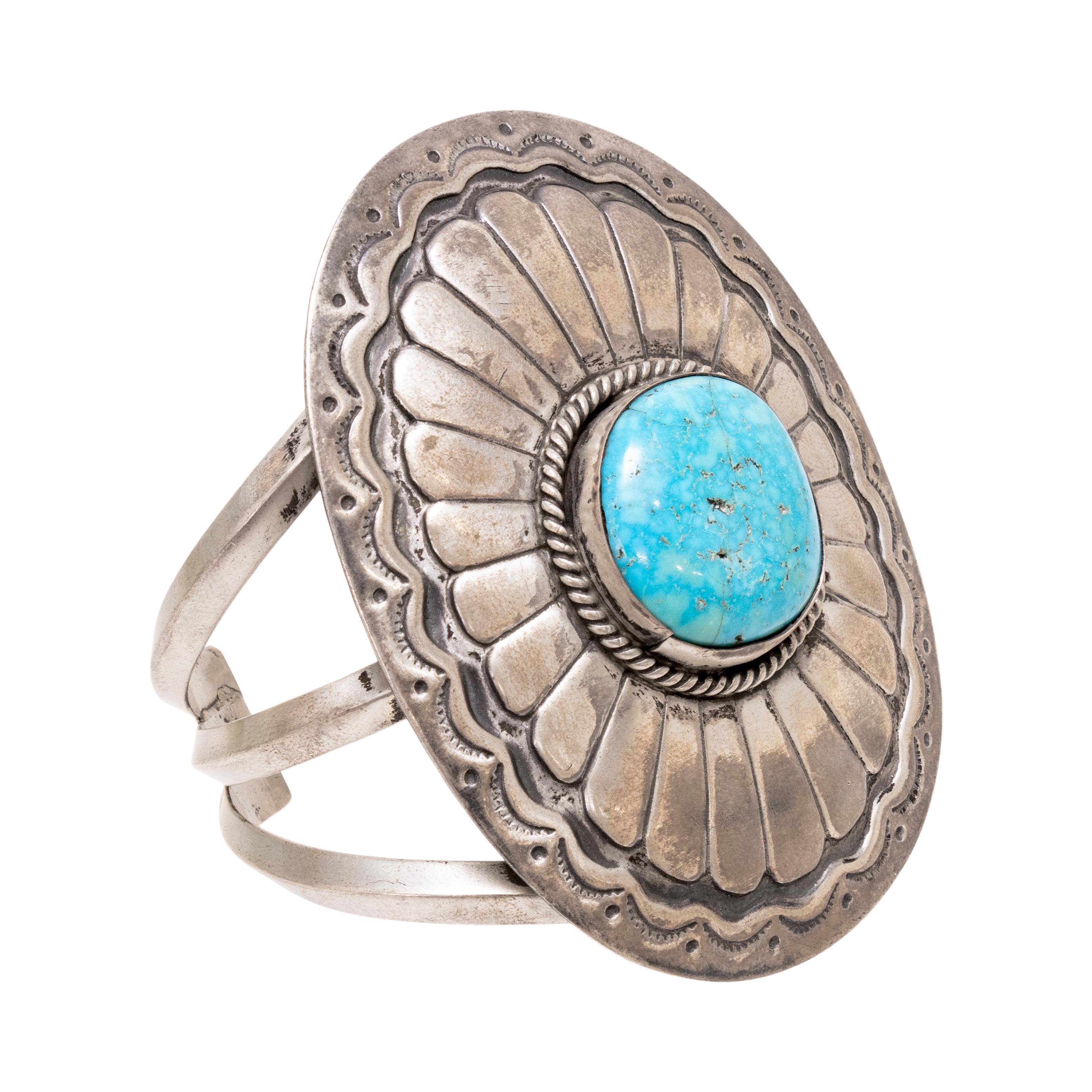 Navajo Turquoise Concho Cuff Bracelet In Good Condition For Sale In Coeur d Alene, ID