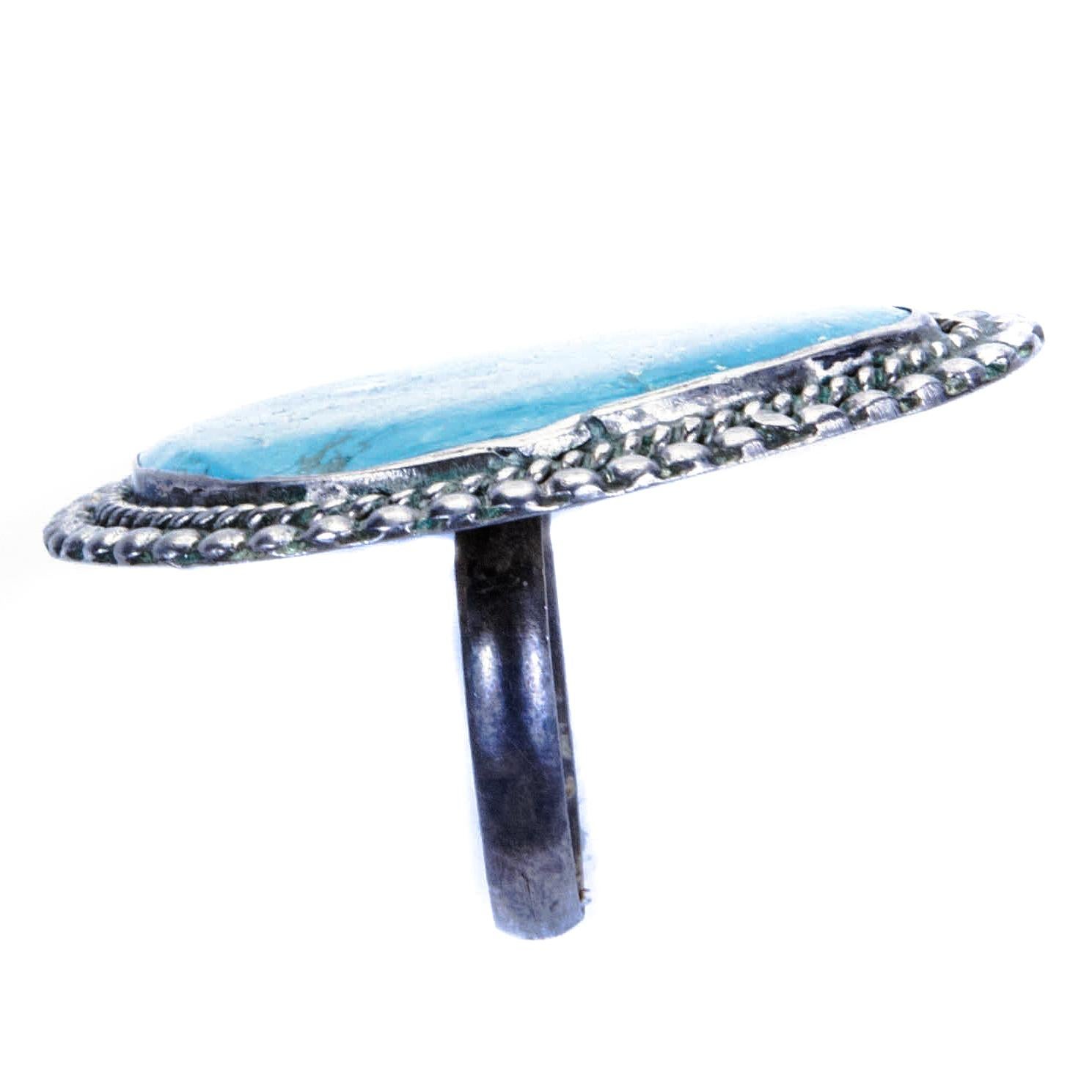 Taille vieille mine Bague turquoise Navajo en vente