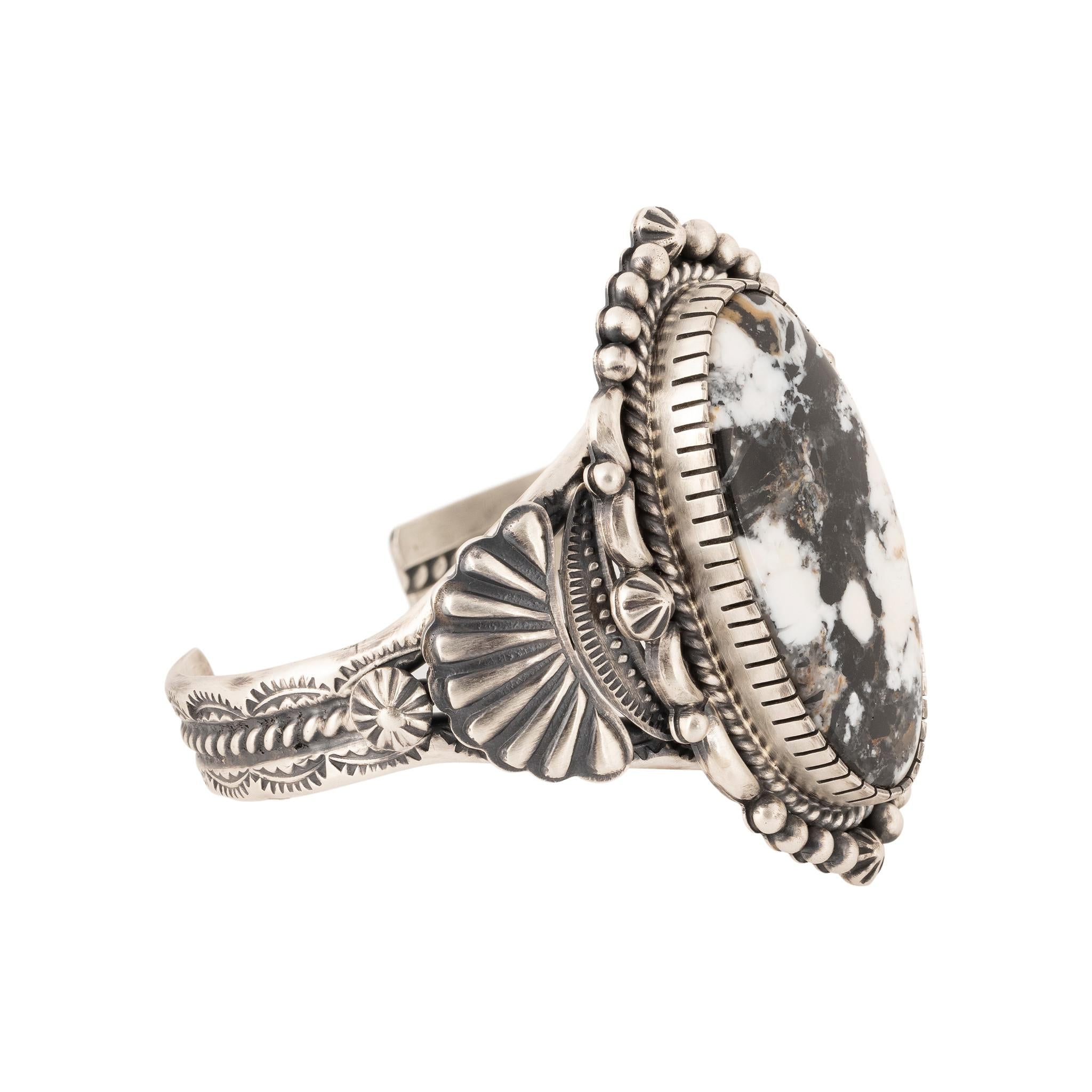 Taglio ovale Bracciale Navajo in turchese di bufalo bianco in vendita
