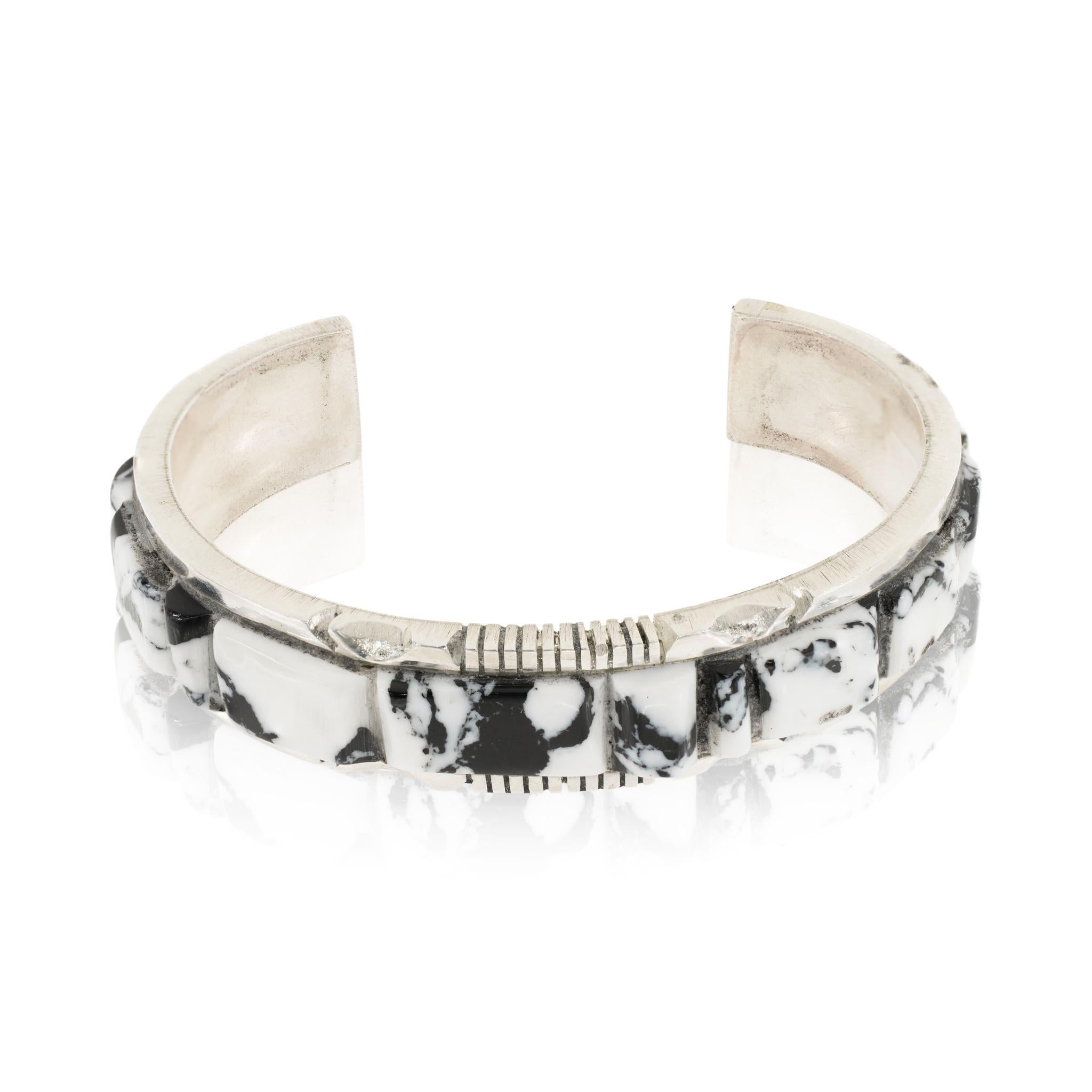 Oval Cut Navajo White Buffalo Turquoise Bracelet For Sale
