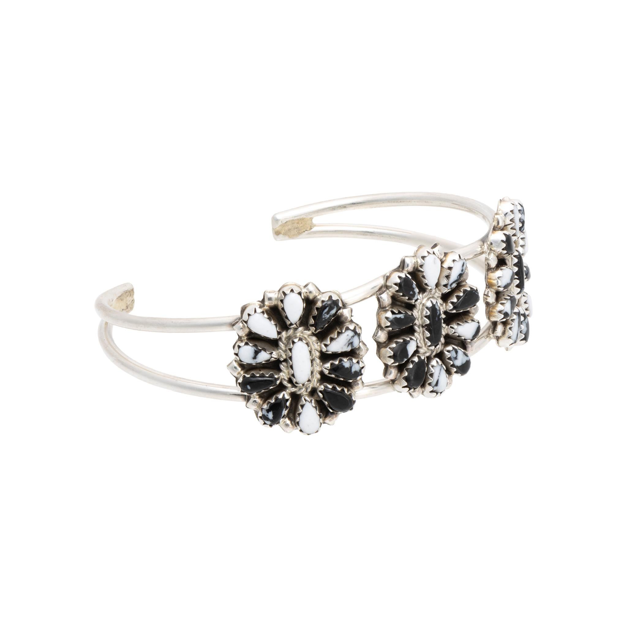 Taille mixte Bracelet manchette Navajo en turquoise Buffle blanc en vente
