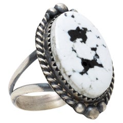 Navajo Türkis-Ring mit weißem Buffalo-Muster