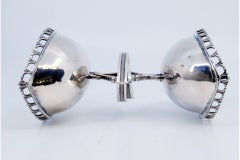 Nave-shaped silver salt & pepper with scalloped rim & lace base