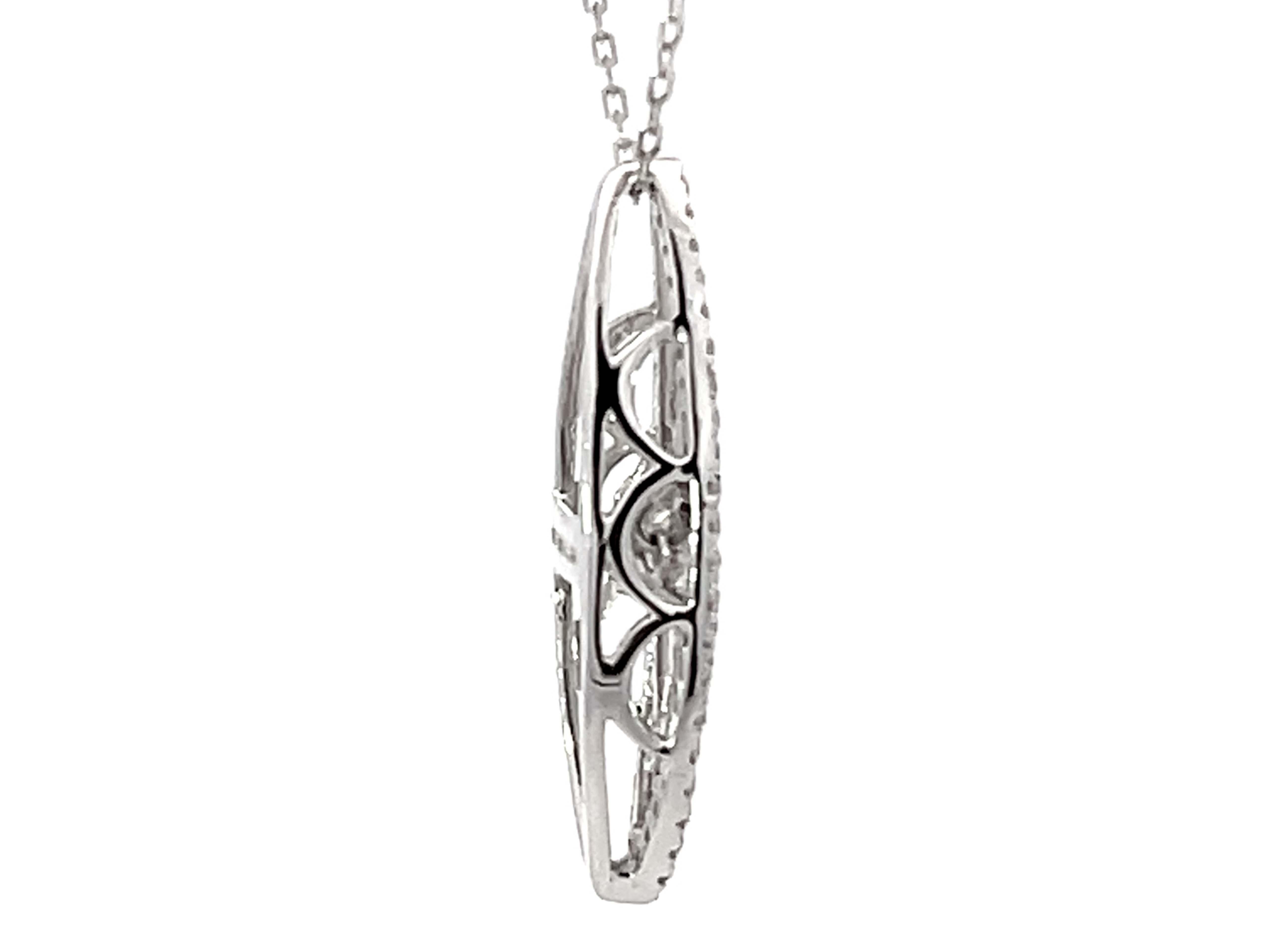 Ciondolo con doppio diamante aureolato a Navette con diamante centrale in oro bianco 18 carati In condizioni ottime in vendita a Honolulu, HI