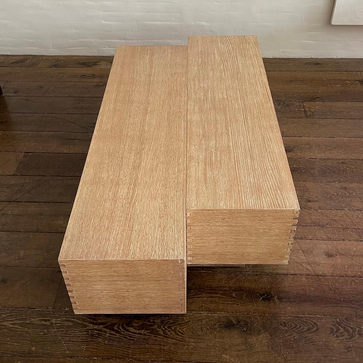 XXIe siècle et contemporain Table à cocktail « Navier » minimaliste modulaire de Christiane Lemieux en vente