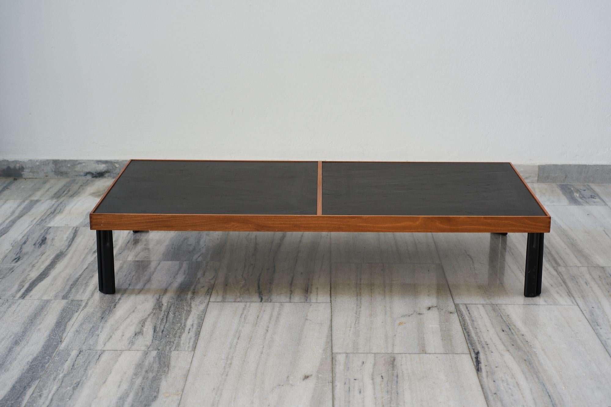 Italian Naviglio coffee table by Piero de Martini for Cassina, 1980s.