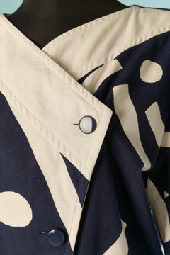Giacca doppiopetto stampata blu navy e bianco sporco COURREGES