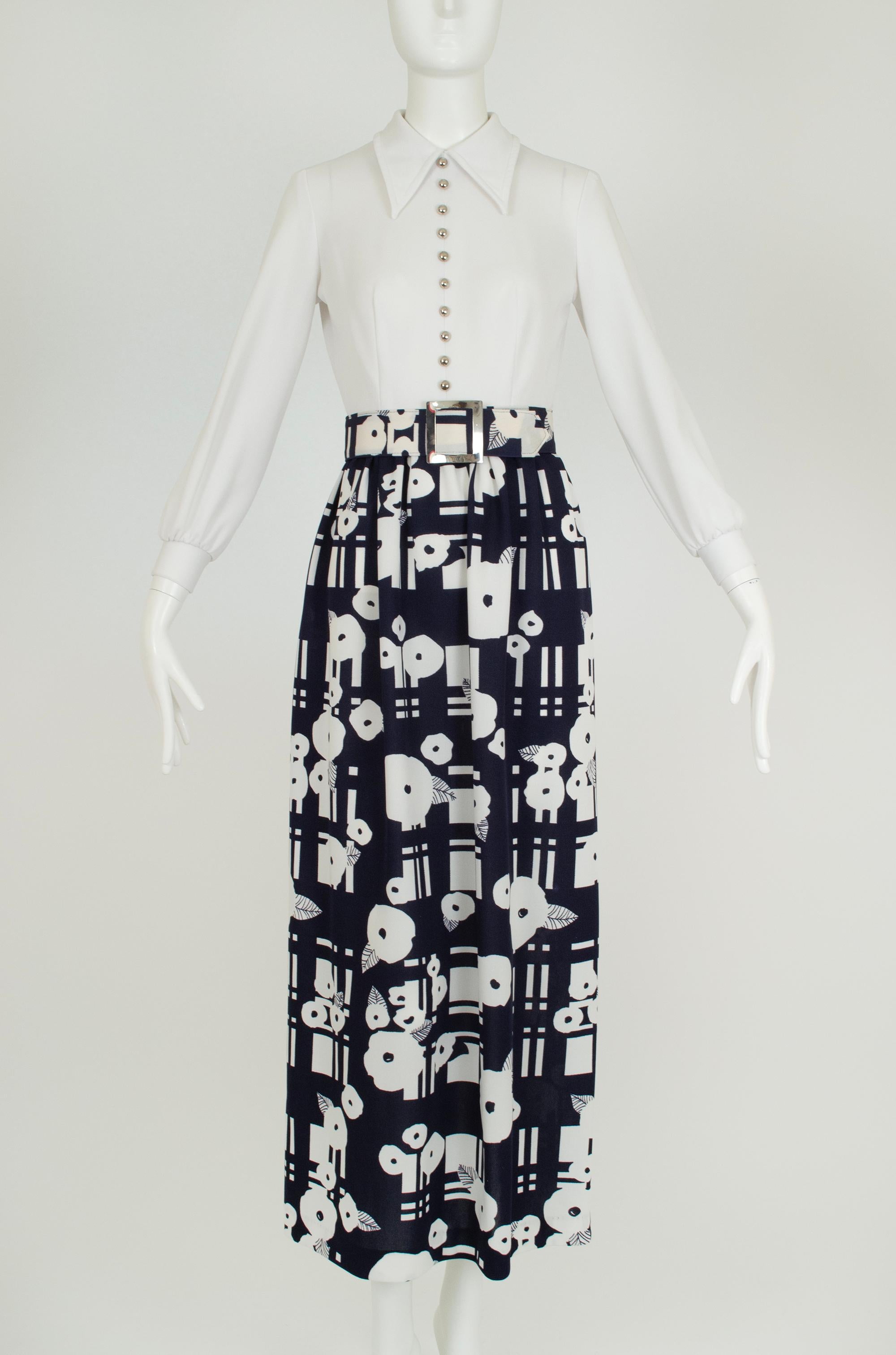 Navy and White Graphic Print Belted Maxi Hostess Dress w Vest – S, late l960s In Excellent Condition For Sale In Tucson, AZ