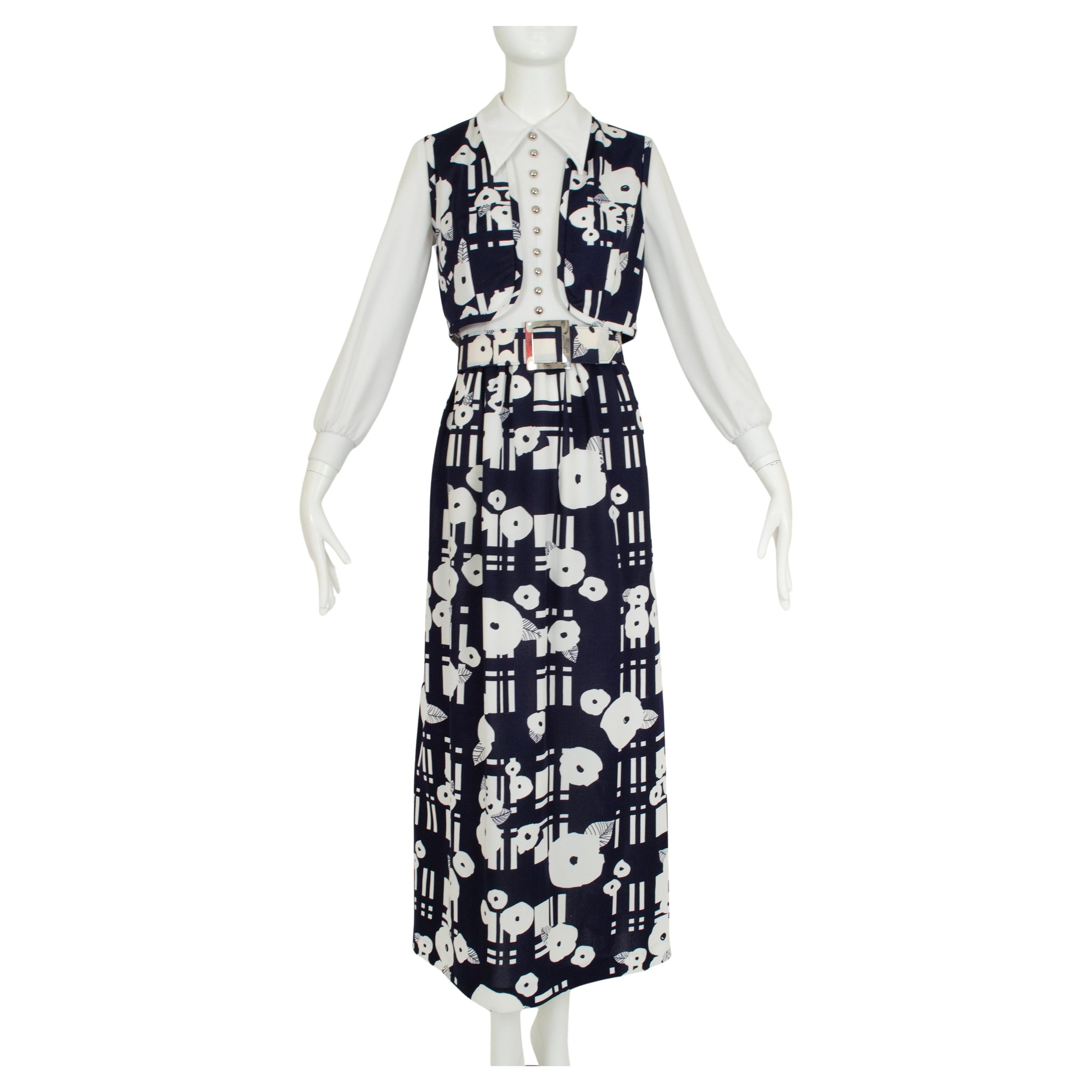 Navy and White Graphic Print Belted Maxi Hostess Dress w Vest – S, late l960s For Sale