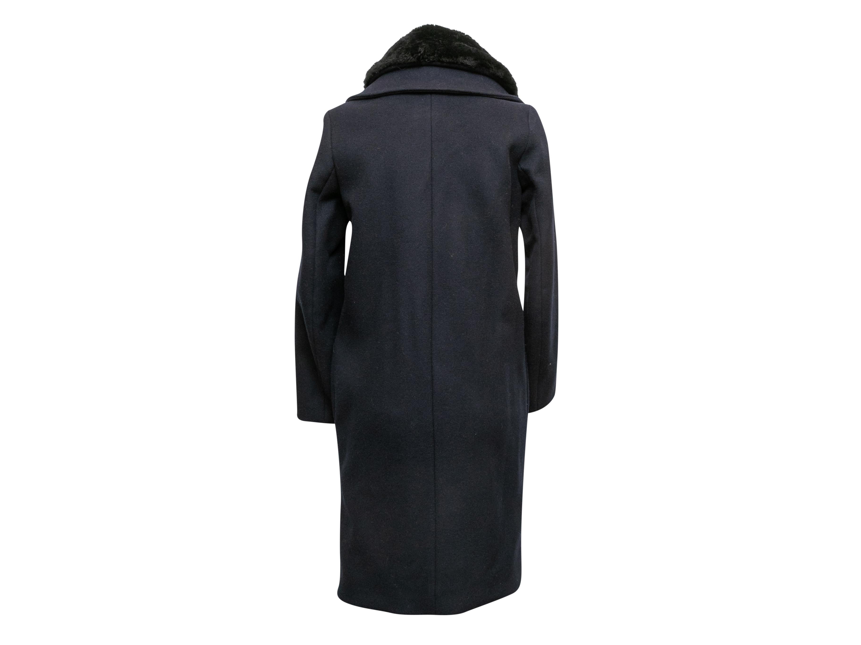 Marineblauer & schwarzer Acne Studios Mantel aus Wolle mit Shearling-Besatz Größe EU 32 im Zustand „Gut“ in New York, NY