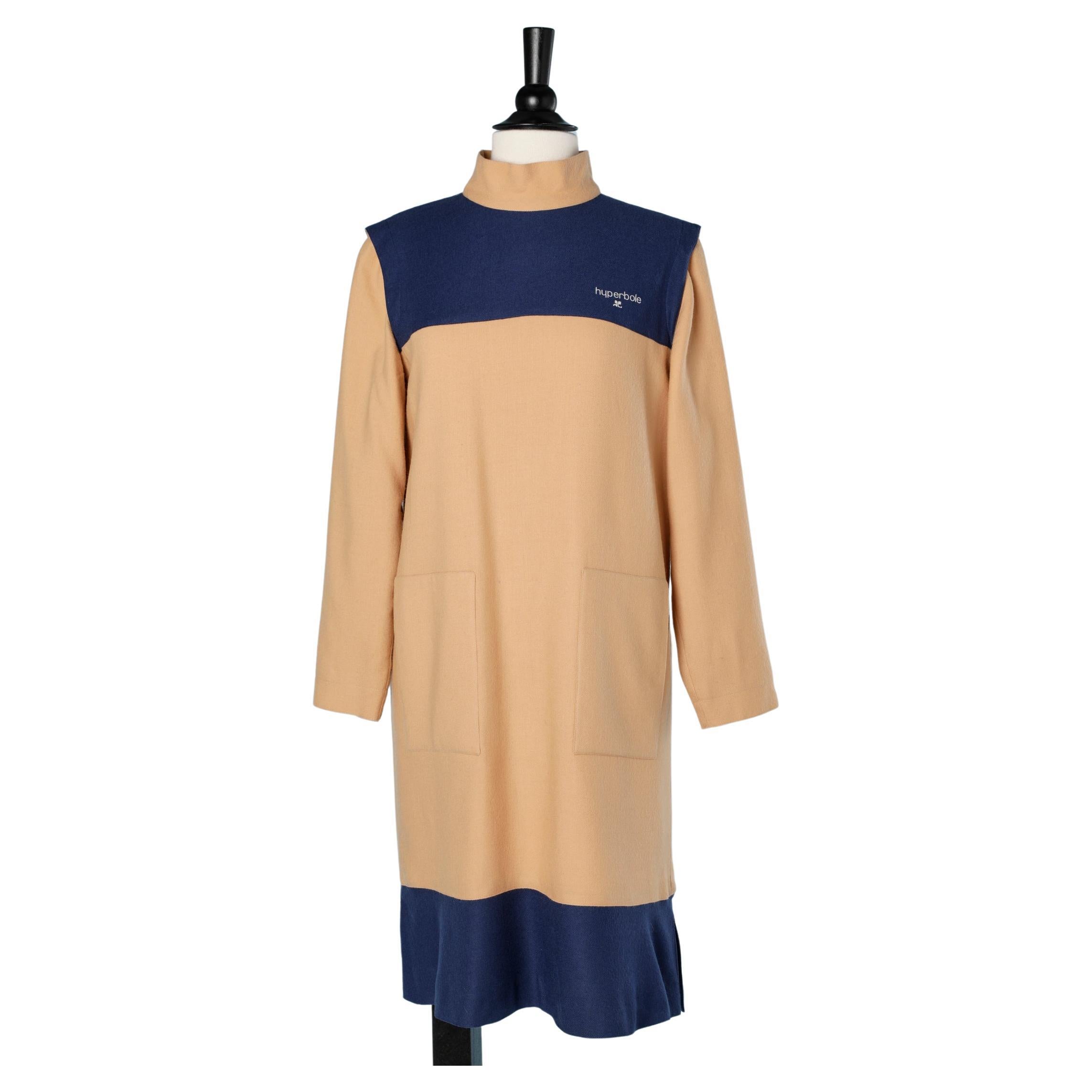 Navy blue and beige wool dress Courrèges Hyperbole Circa 1970's  For Sale