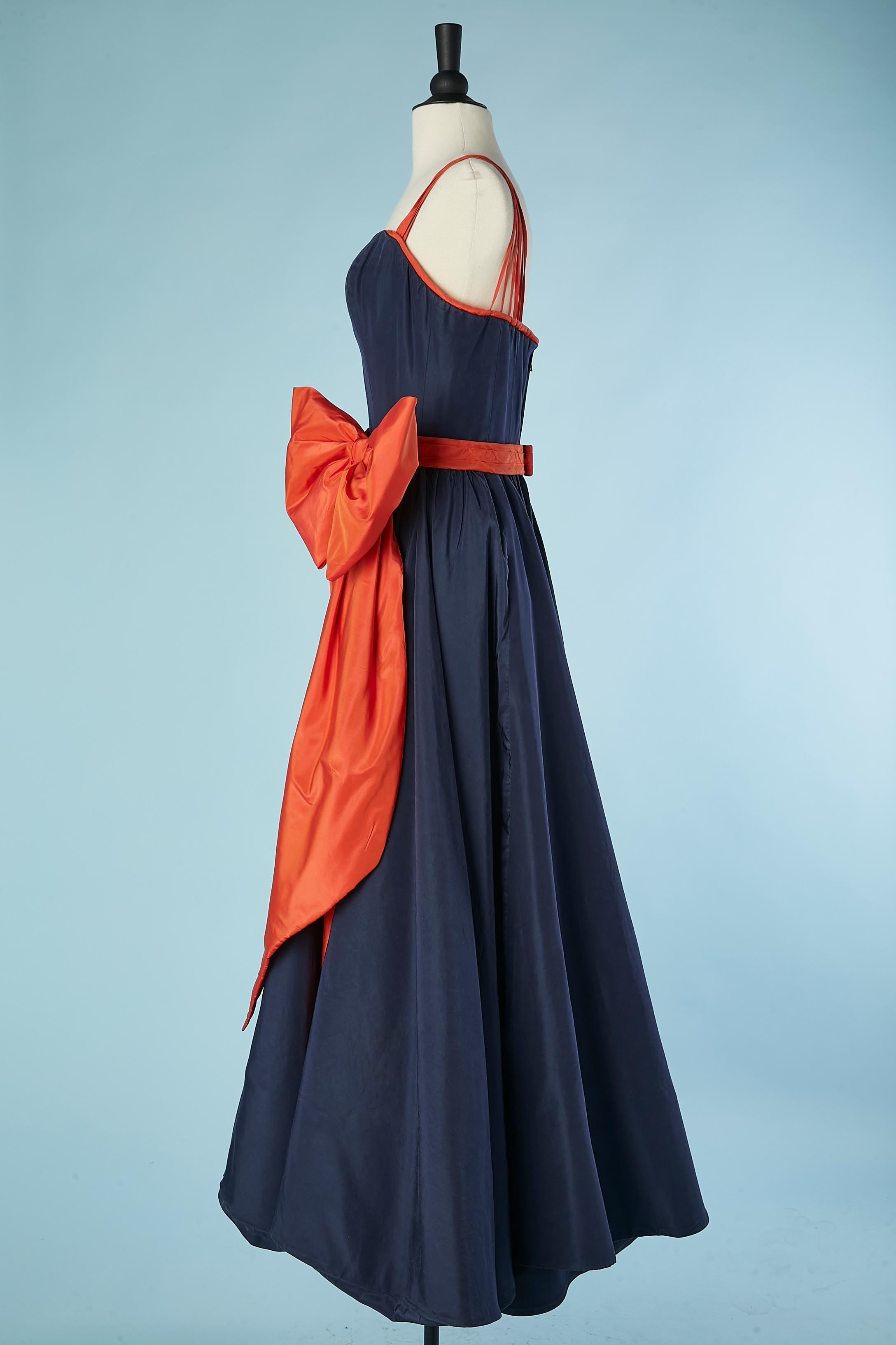 Navy blue and orange evening bustier dress with bow Jacques Fath  In Good Condition For Sale In Saint-Ouen-Sur-Seine, FR