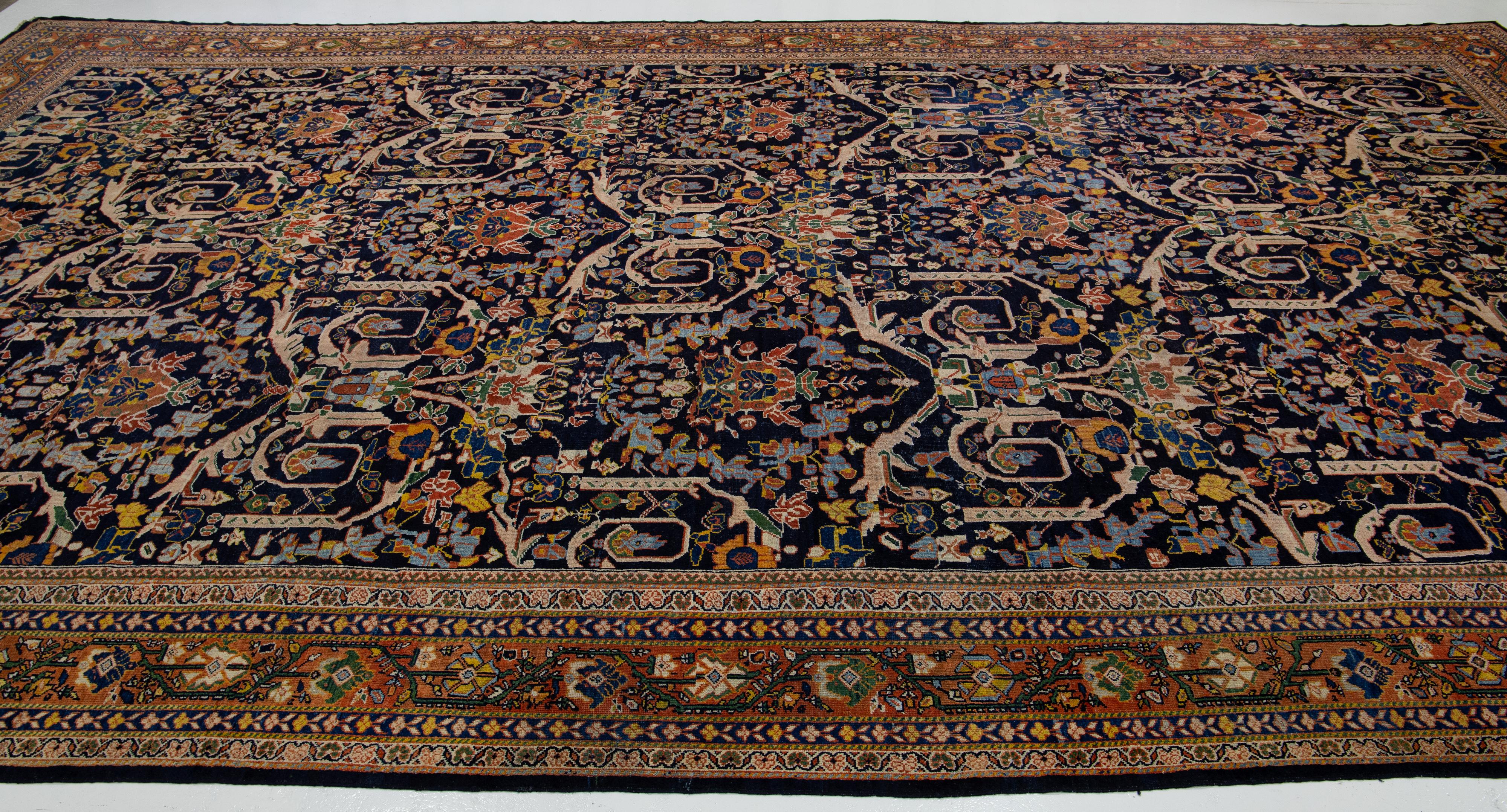 Marineblauer antiker persischer Mahal-Wollteppich, handgefertigt mit Blumenmotiv (Wolle) im Angebot