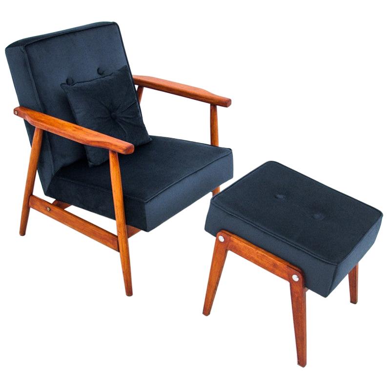 Navy Blue Armchair with Footrest, Poland, 1960s