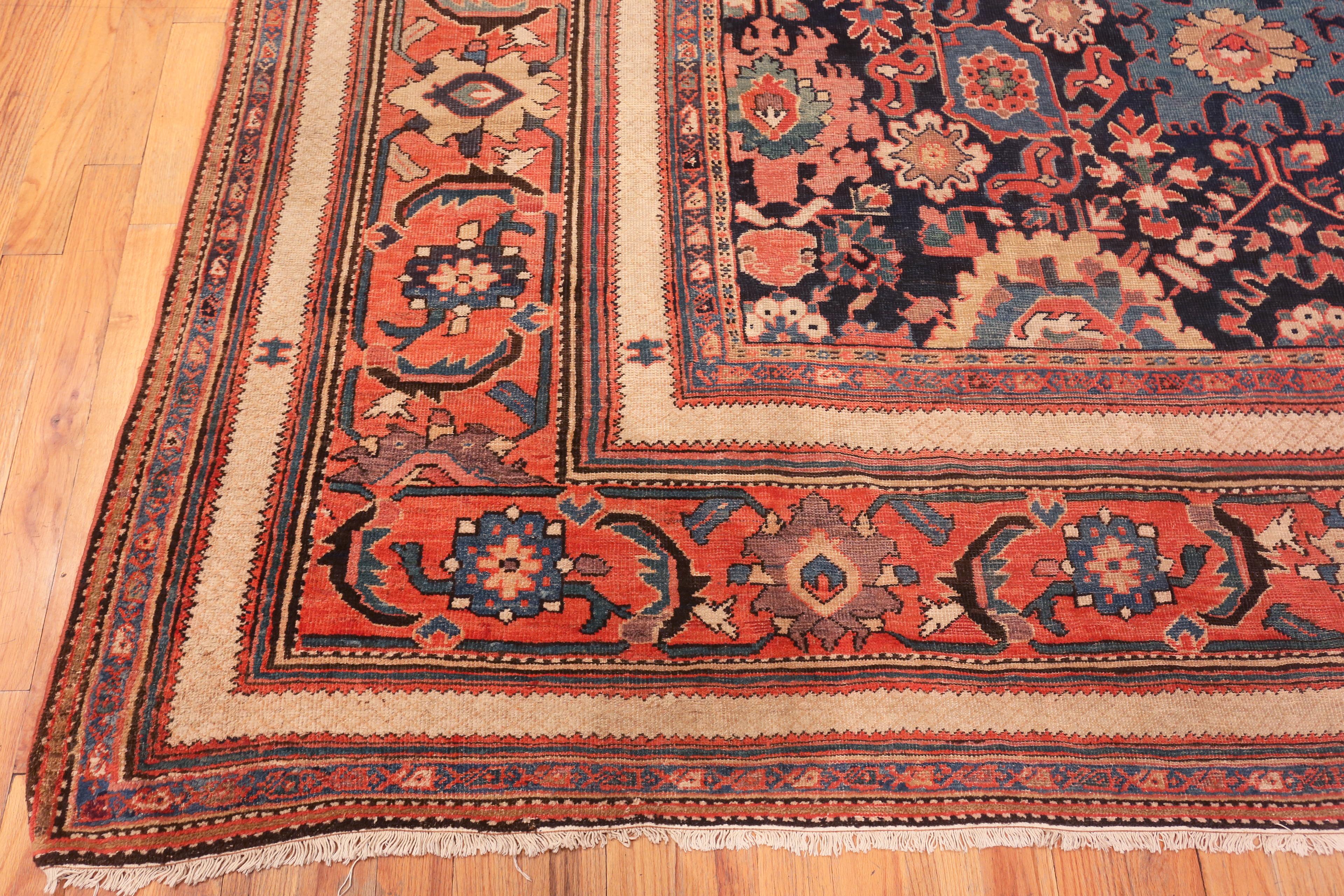 Wool Antique Persian Sultanabad Rug.Size: 10 ft 8 in x 14 ft 2in For Sale